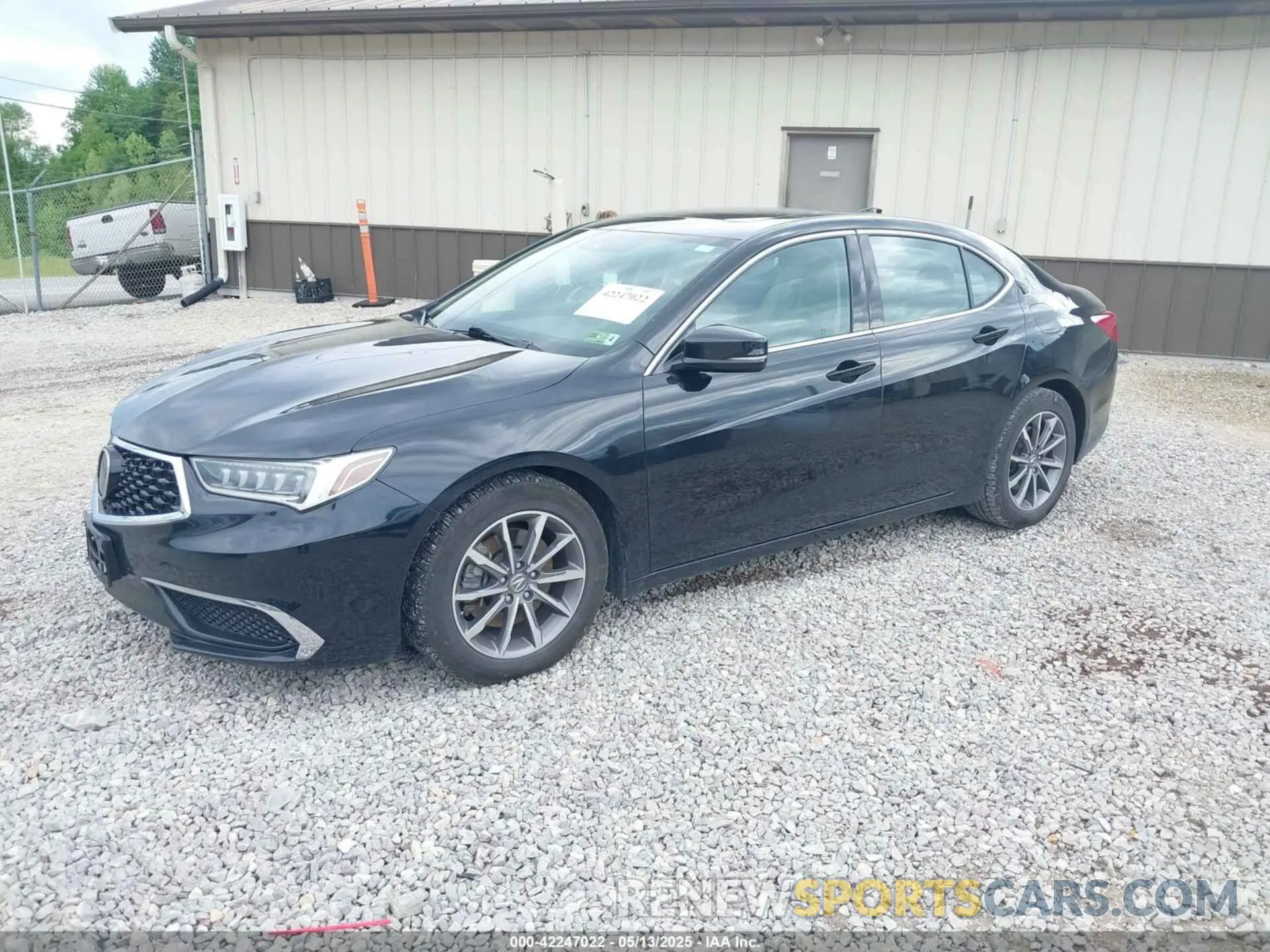 2 Фотография поврежденного автомобиля 19UUB1F53KA010492 ACURA TLX 2019
