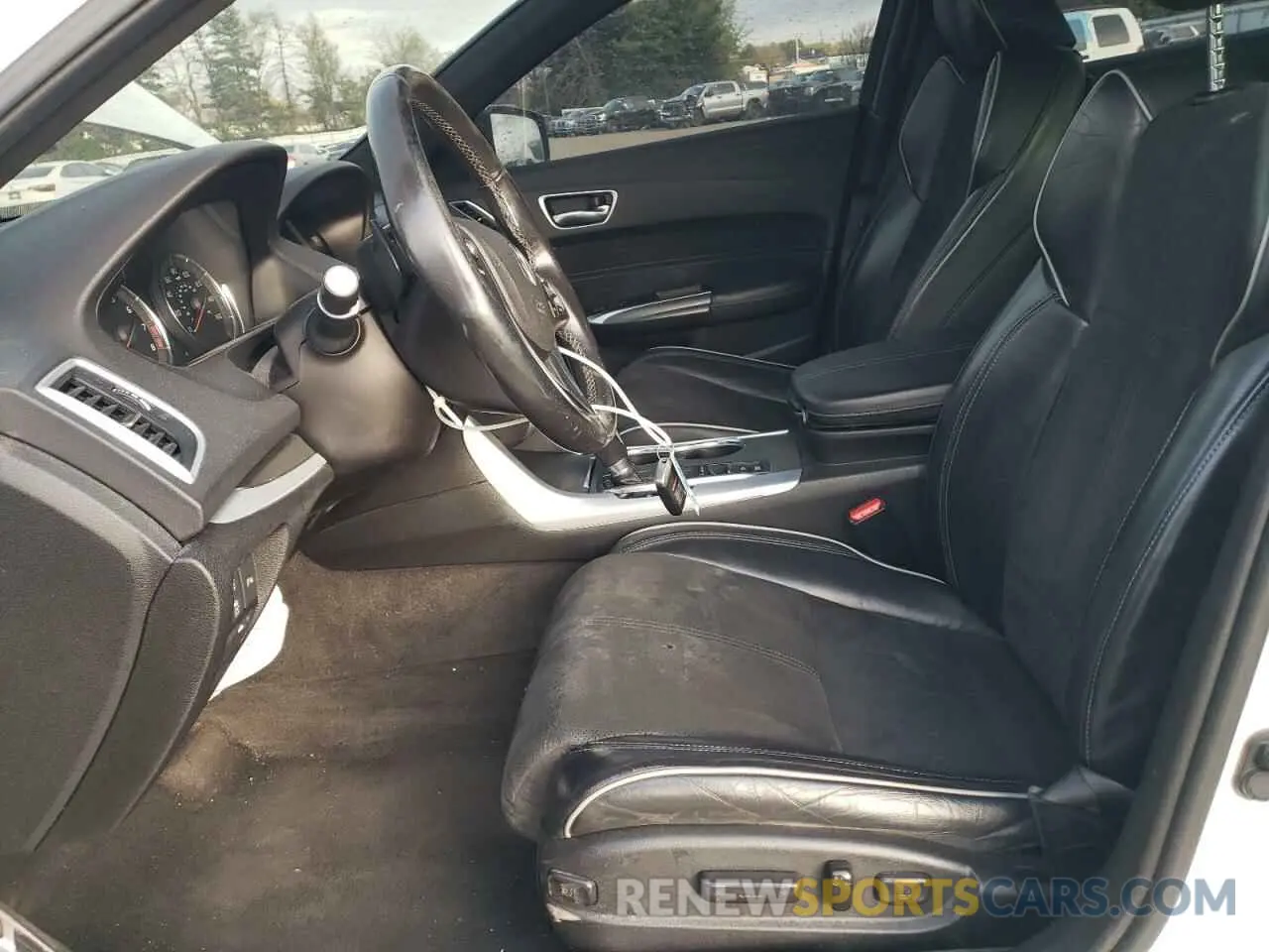 7 Photograph of a damaged car 19UUB1F63KA001901 ACURA TLX 2019