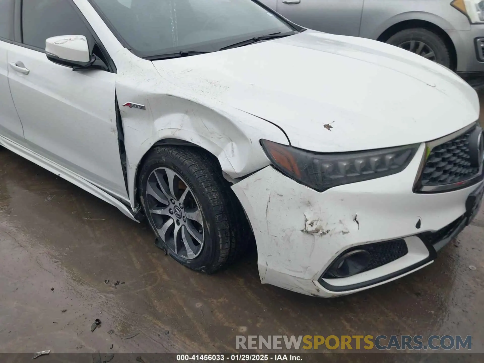 6 Фотография поврежденного автомобиля 19UUB1F63KA009058 ACURA TLX 2019