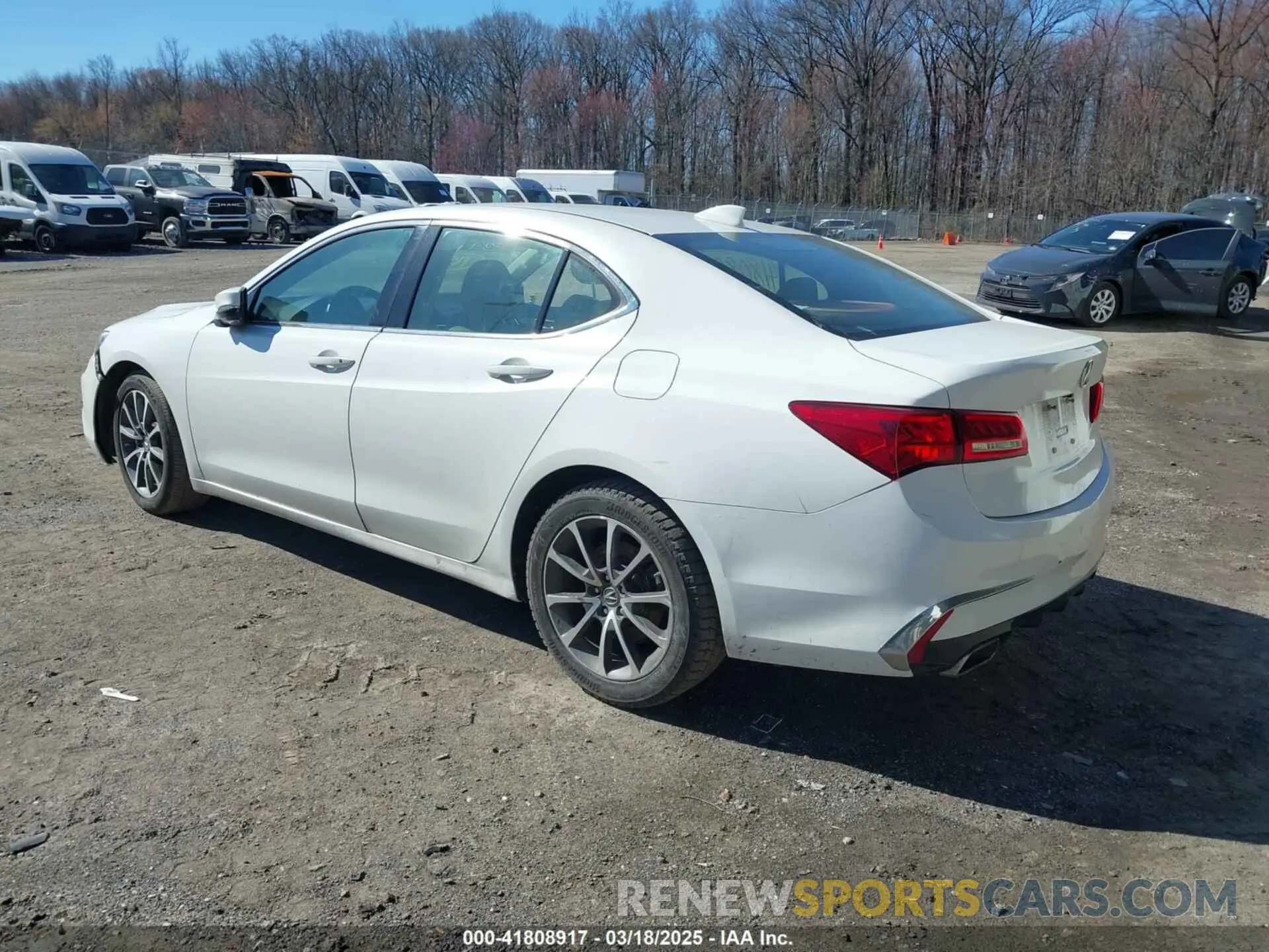 3 Фотография поврежденного автомобиля 19UUB2F33KA003854 ACURA TLX 2019