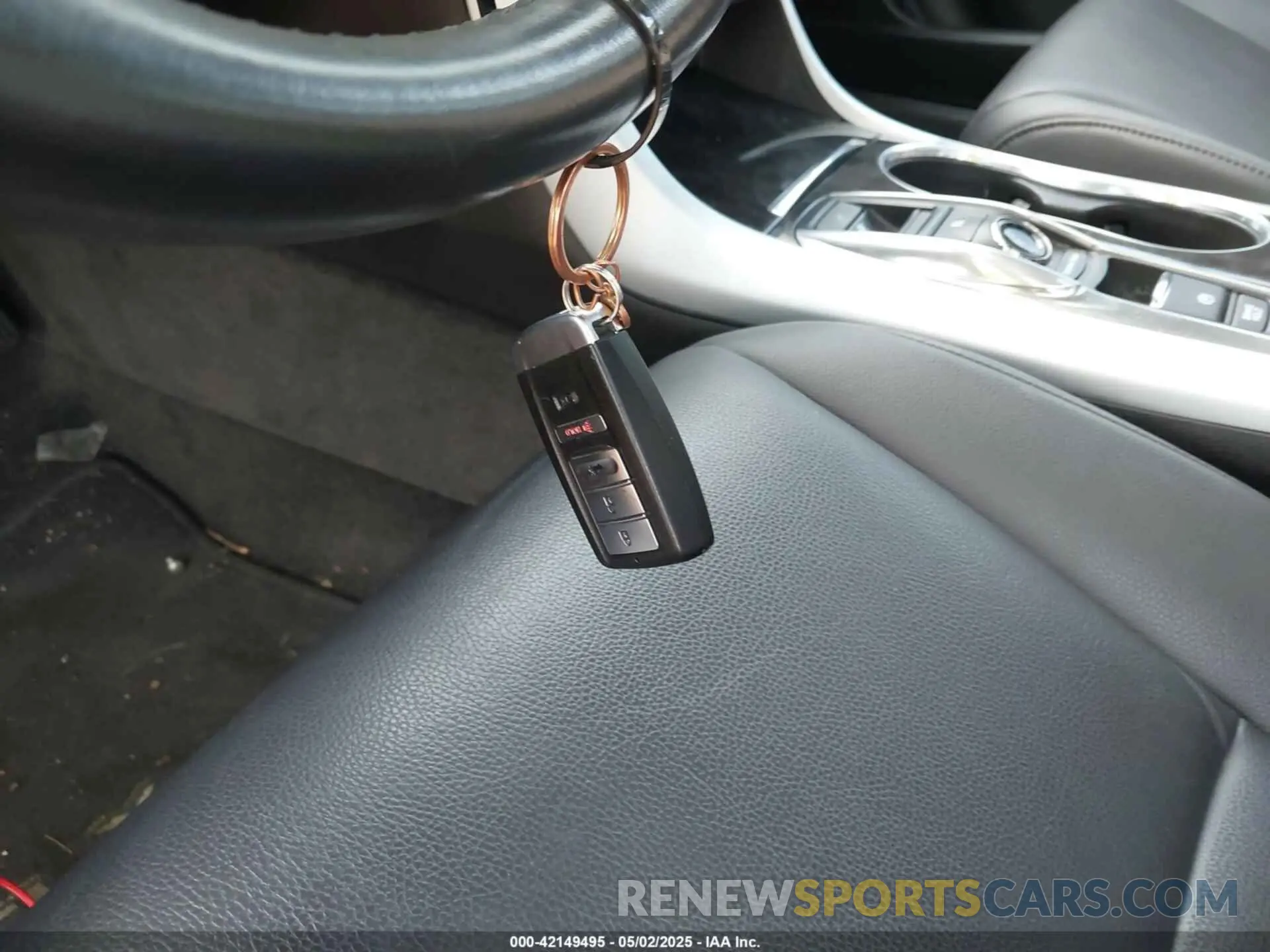 11 Photograph of a damaged car 19UUB2F37KA005185 ACURA TLX 2019