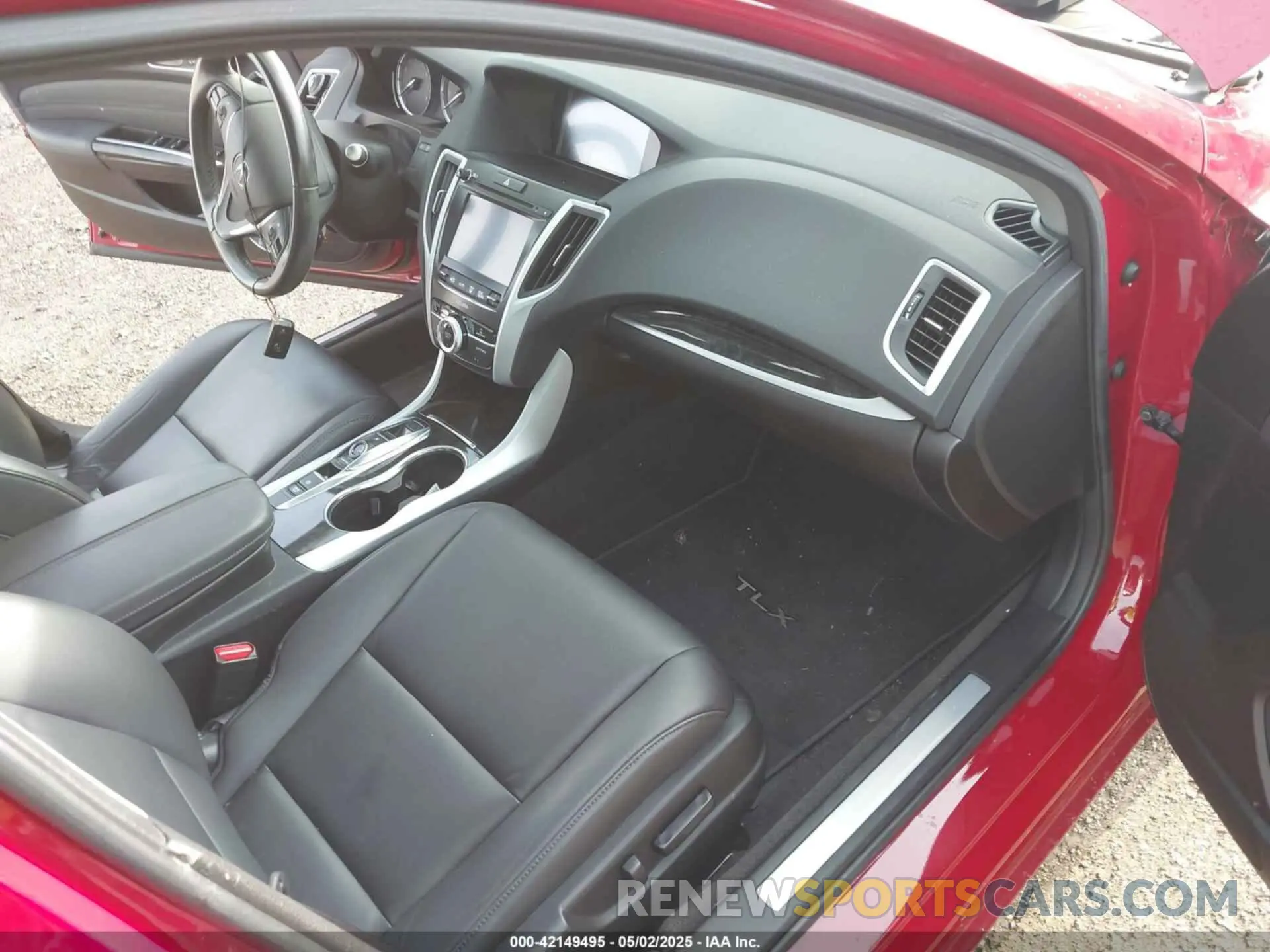 5 Photograph of a damaged car 19UUB2F37KA005185 ACURA TLX 2019