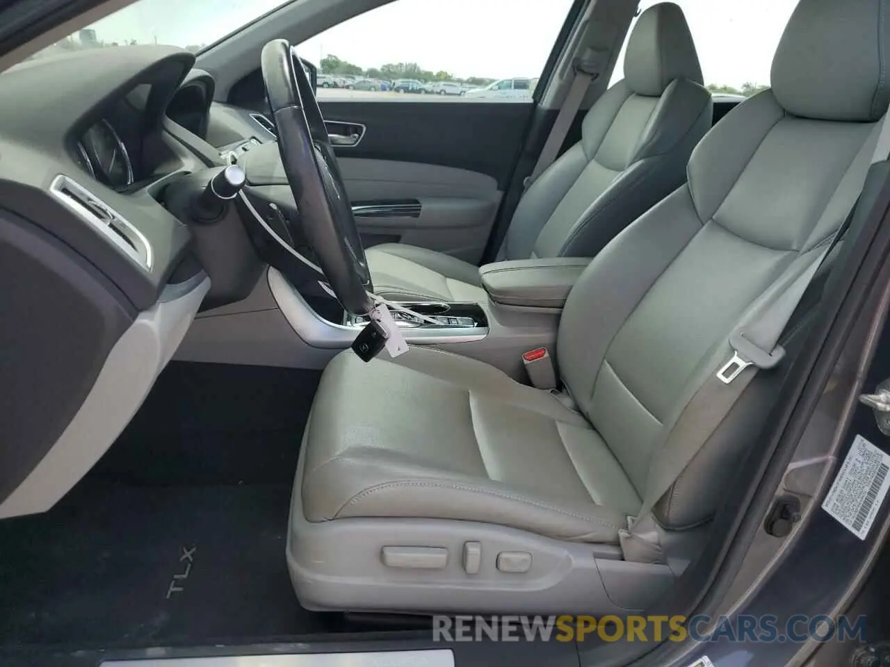7 Photograph of a damaged car 19UUB2F3XKA009702 ACURA TLX 2019