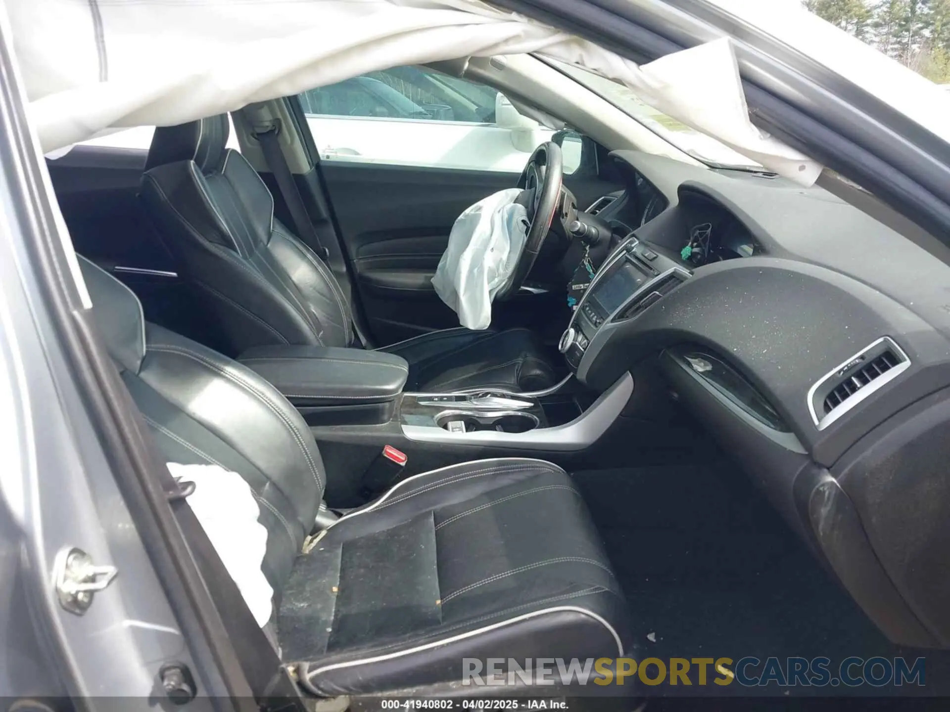 5 Photograph of a damaged car 19UUB2F45KA010426 ACURA TLX 2019