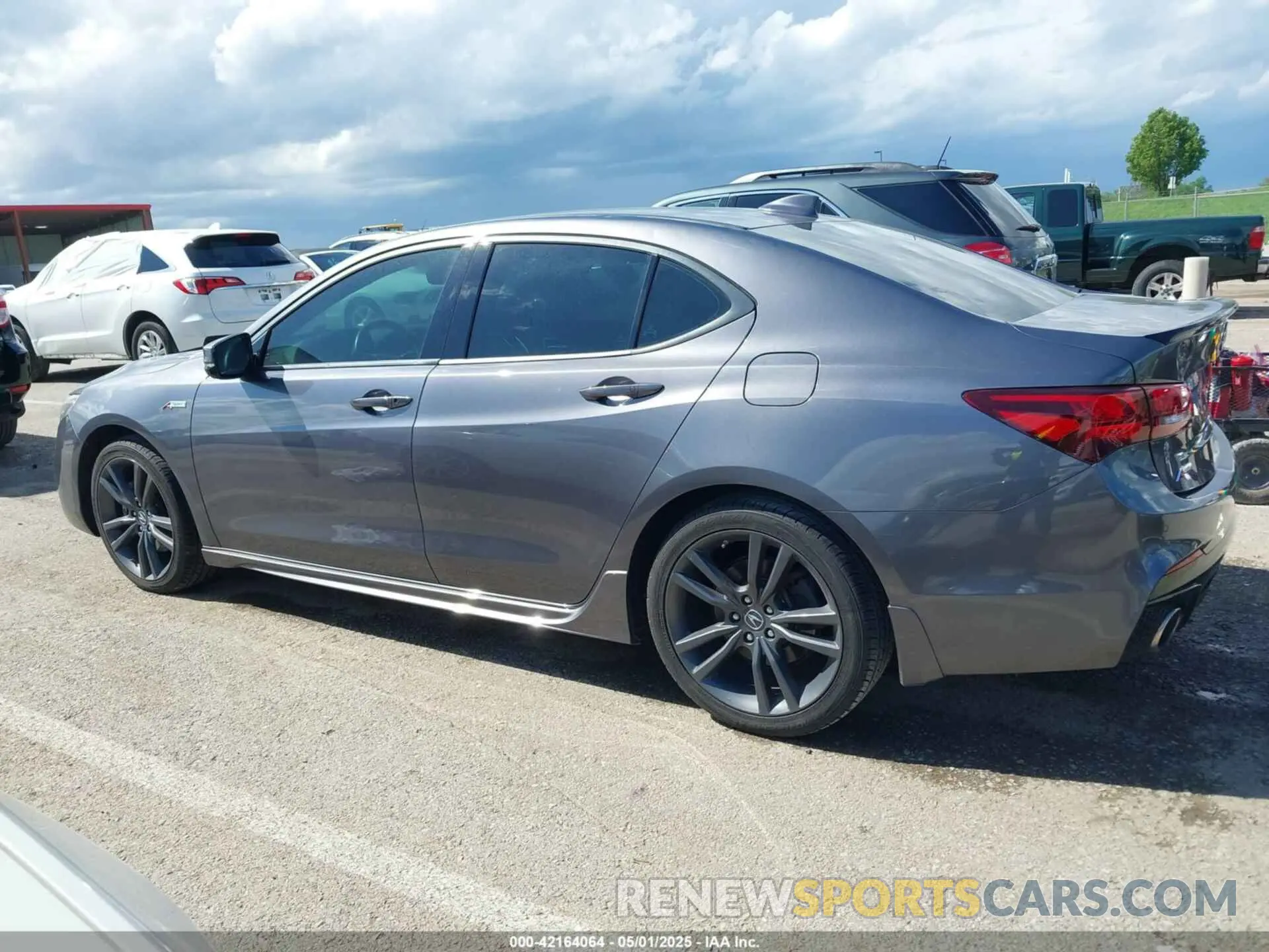 14 Photograph of a damaged car 19UUB2F61KA000932 ACURA TLX 2019