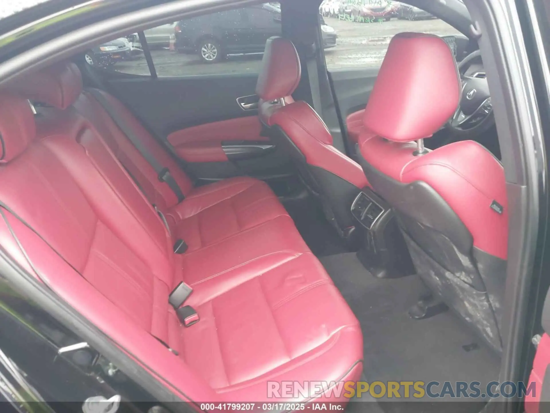 8 Photograph of a damaged car 19UUB2F61KA005581 ACURA TLX 2019