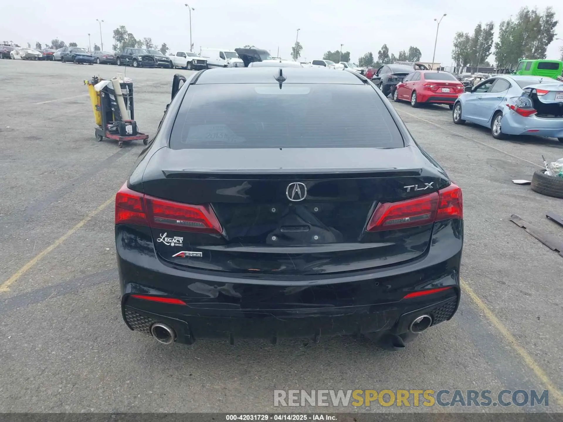 16 Photograph of a damaged car 19UUB2F63KA002536 ACURA TLX 2019