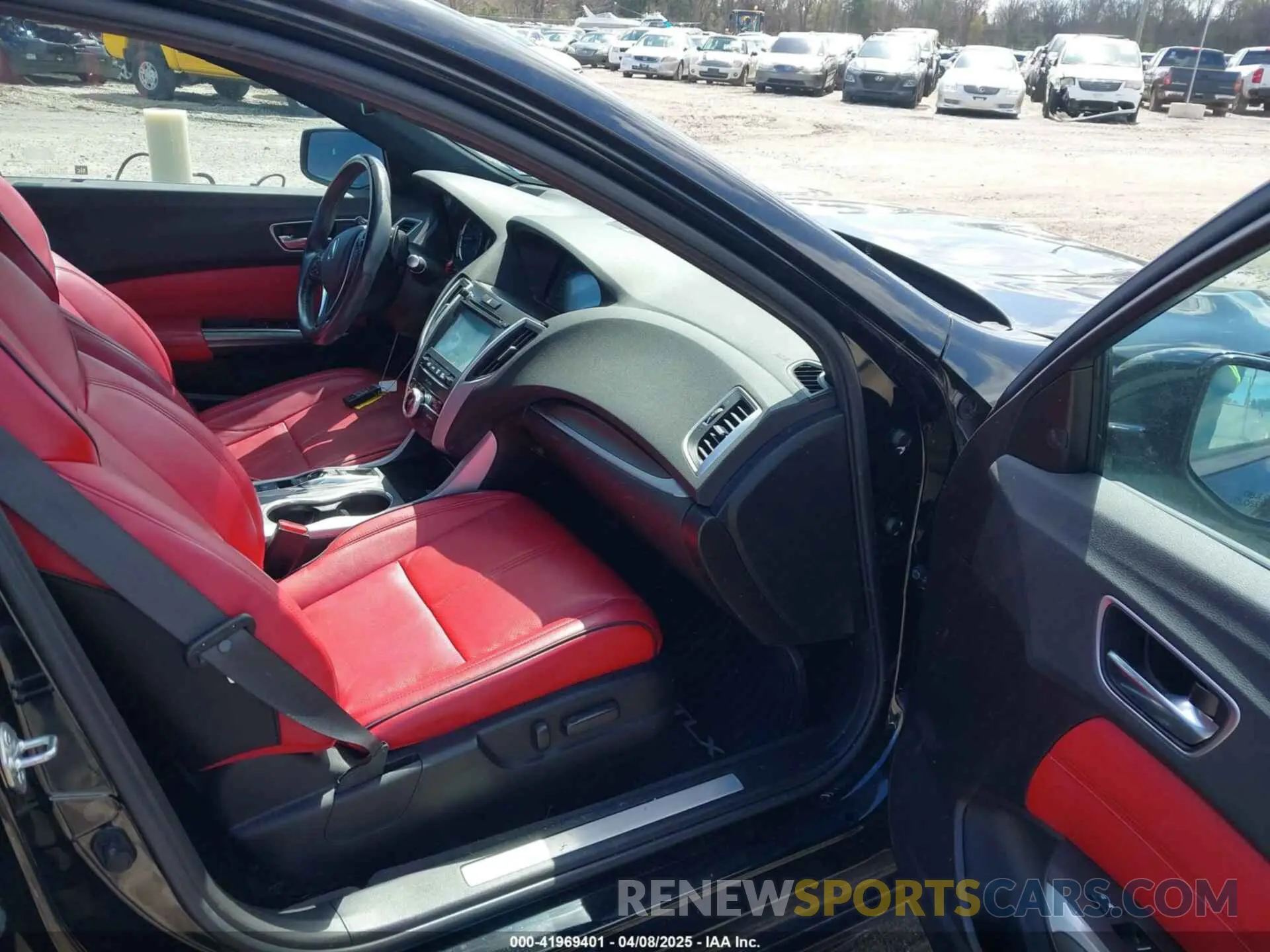 5 Photograph of a damaged car 19UUB2F66KA004345 ACURA TLX 2019