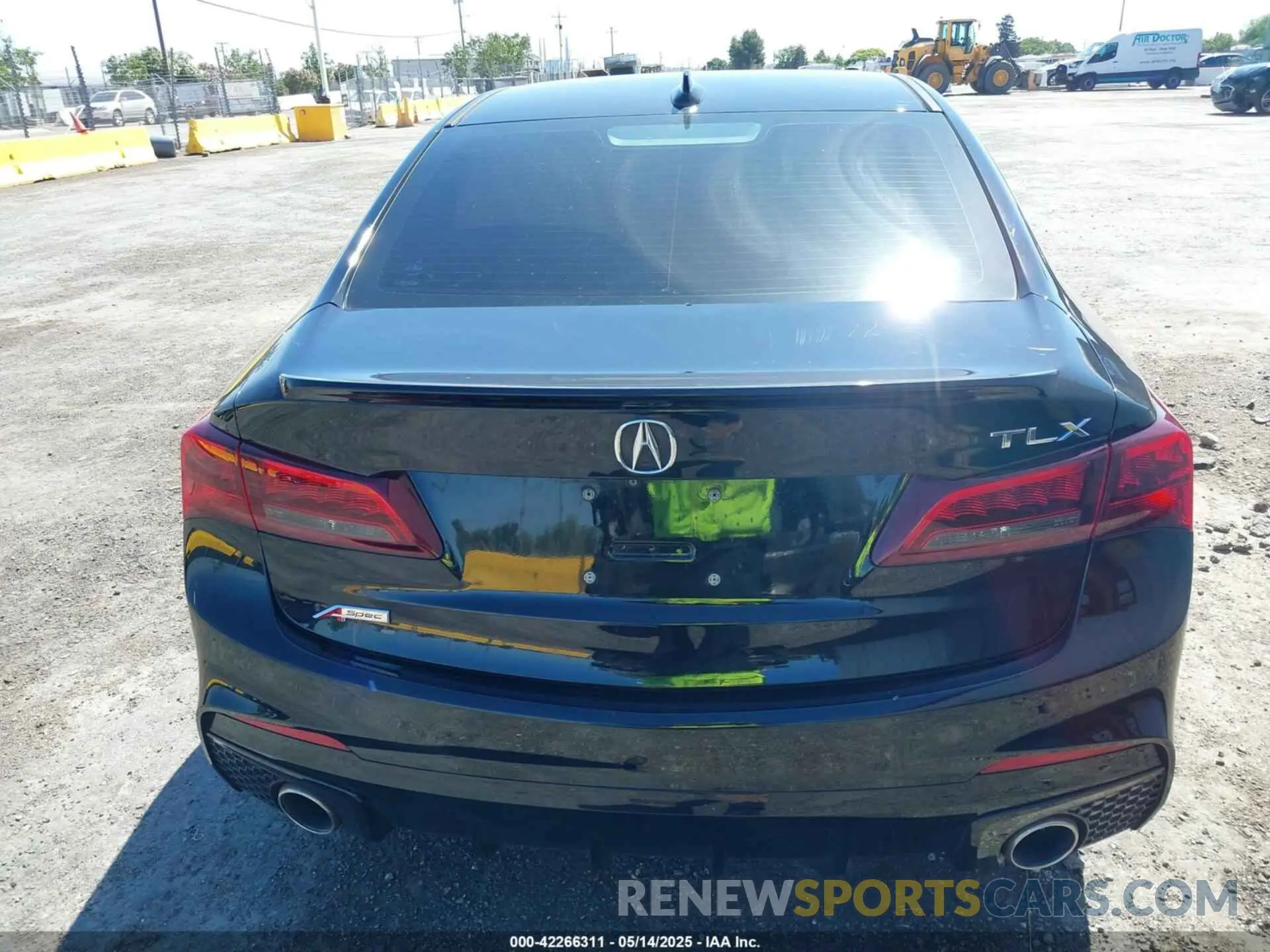16 Photograph of a damaged car 19UUB2F68KA003584 ACURA TLX 2019