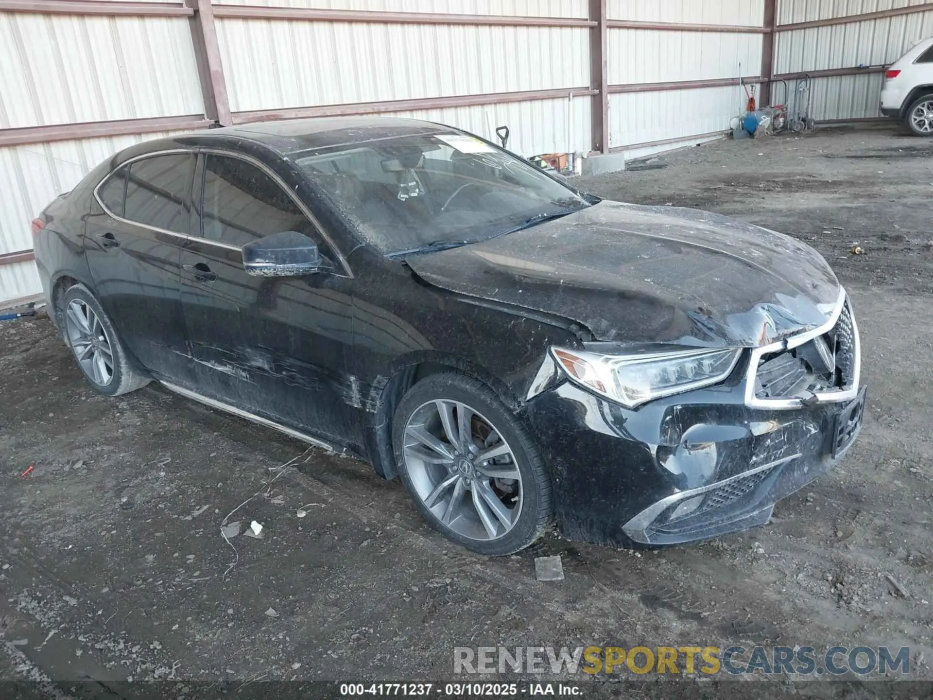 1 Фотография поврежденного автомобиля 19UUB2F85KA007870 ACURA TLX 2019