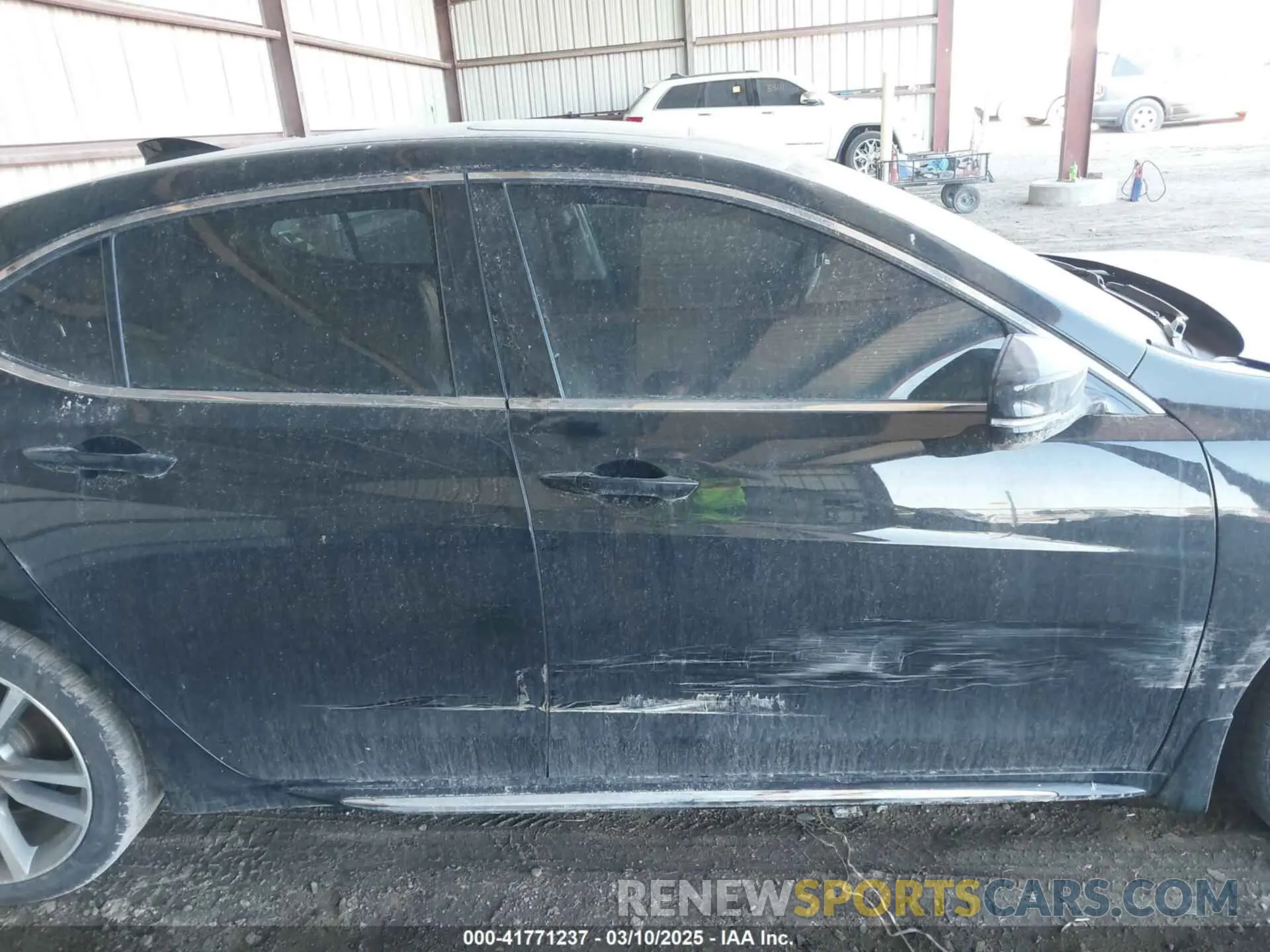13 Фотография поврежденного автомобиля 19UUB2F85KA007870 ACURA TLX 2019