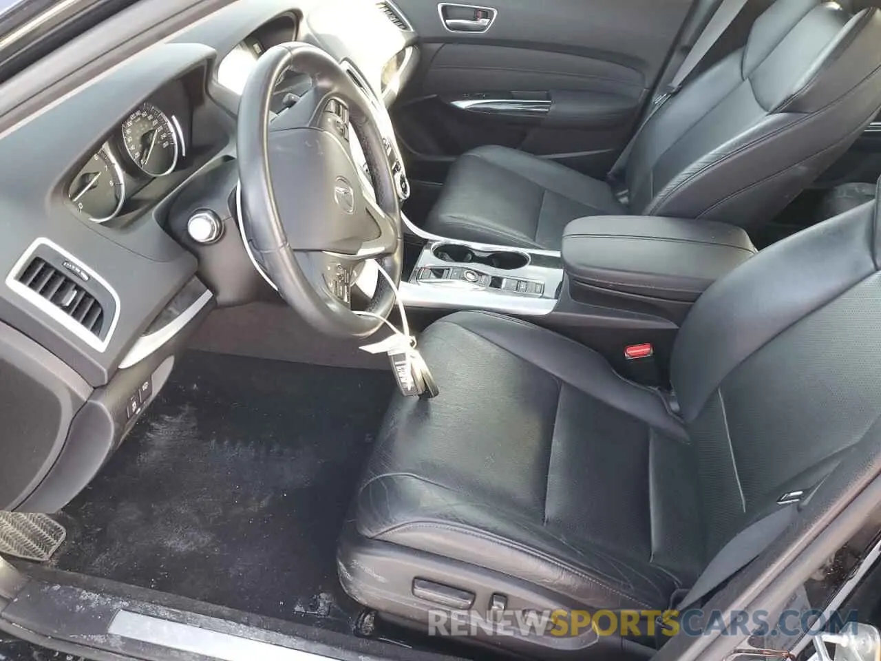7 Фотография поврежденного автомобиля 19UUB3F58KA801015 ACURA TLX 2019
