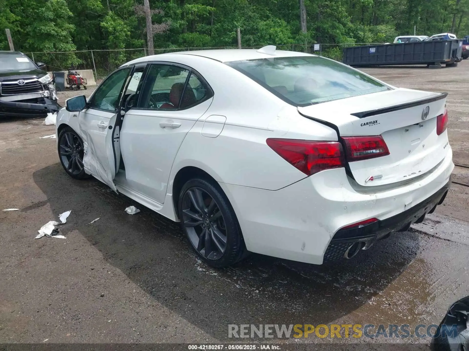 3 Фотография поврежденного автомобиля 19UUB3F60KA005206 ACURA TLX 2019