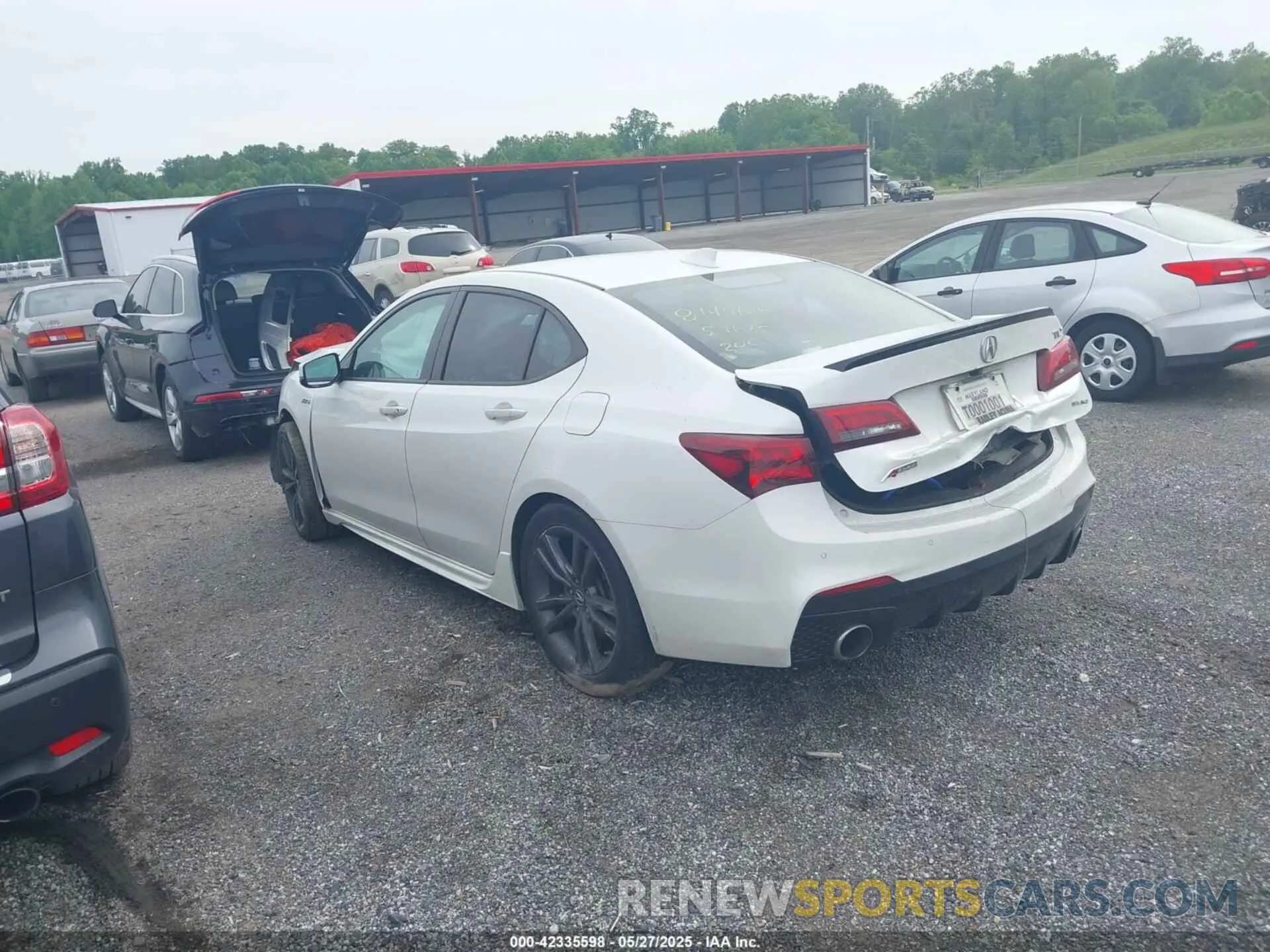 3 Photograph of a damaged car 19UUB3F65KA002382 ACURA TLX 2019