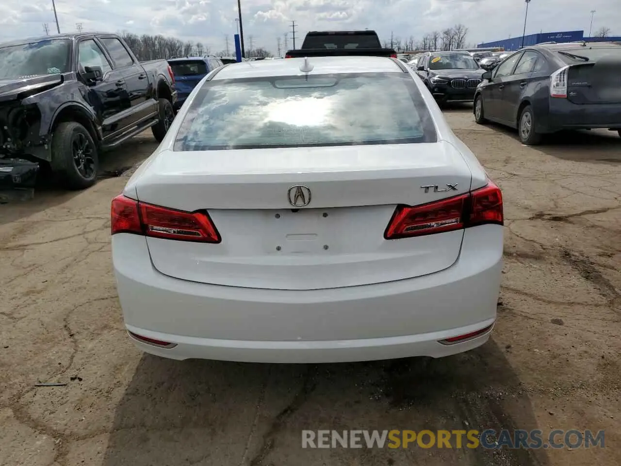 6 Фотография поврежденного автомобиля 19UUB1F31LA017814 ACURA TLX 2020