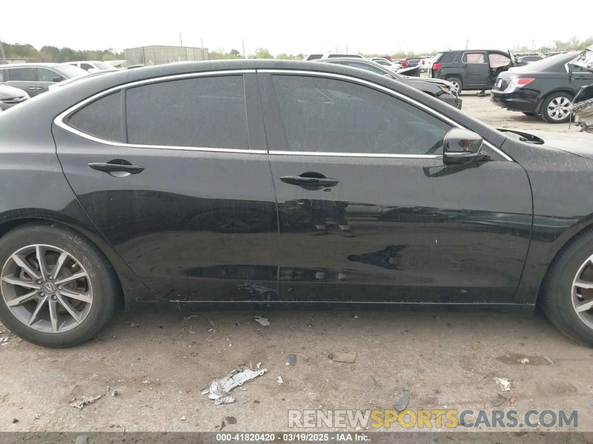 13 Photograph of a damaged car 19UUB1F32LA002657 ACURA TLX 2020