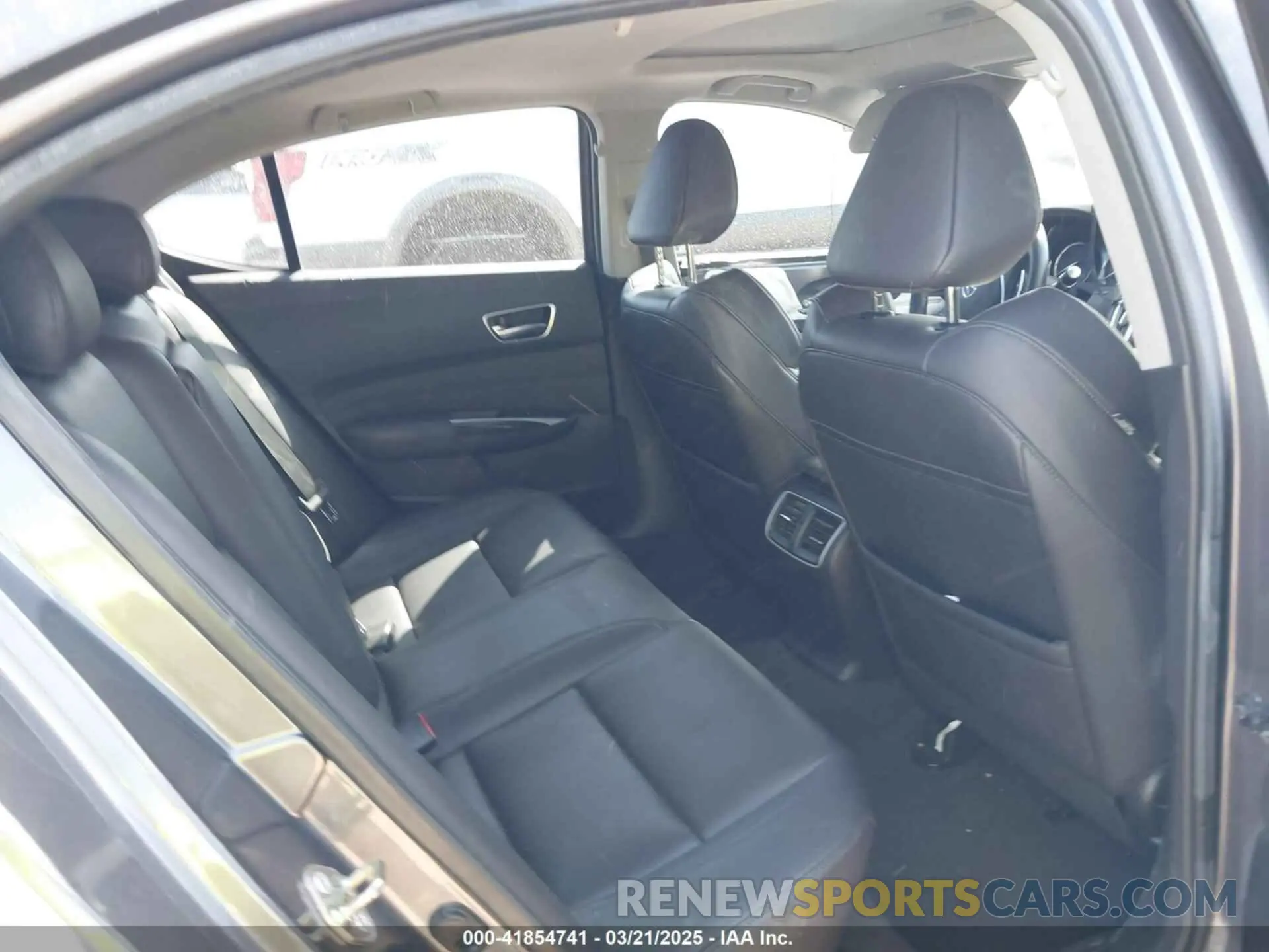 8 Photograph of a damaged car 19UUB1F3XLA011087 ACURA TLX 2020