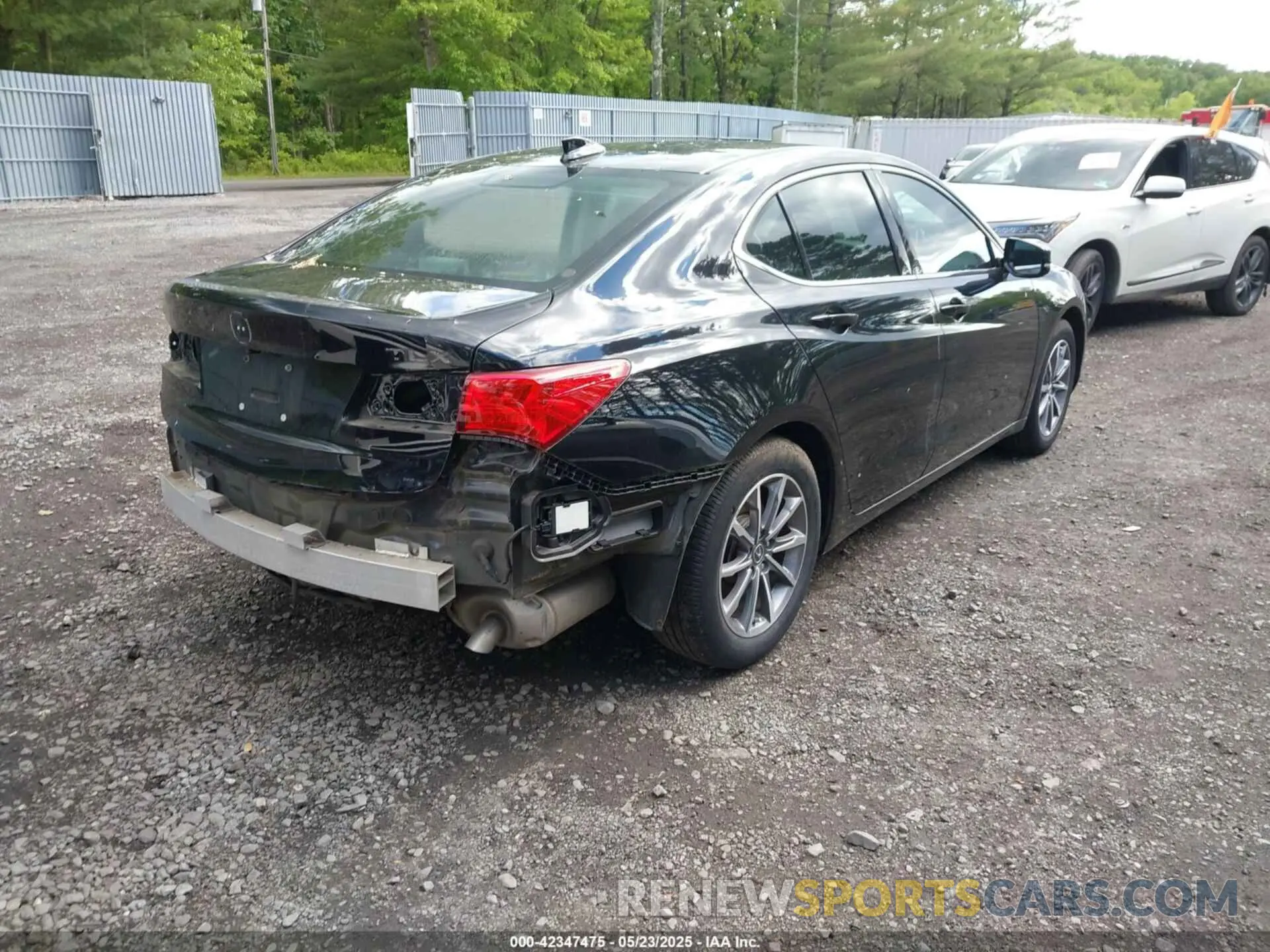 4 Photograph of a damaged car 19UUB1F50LA002285 ACURA TLX 2020