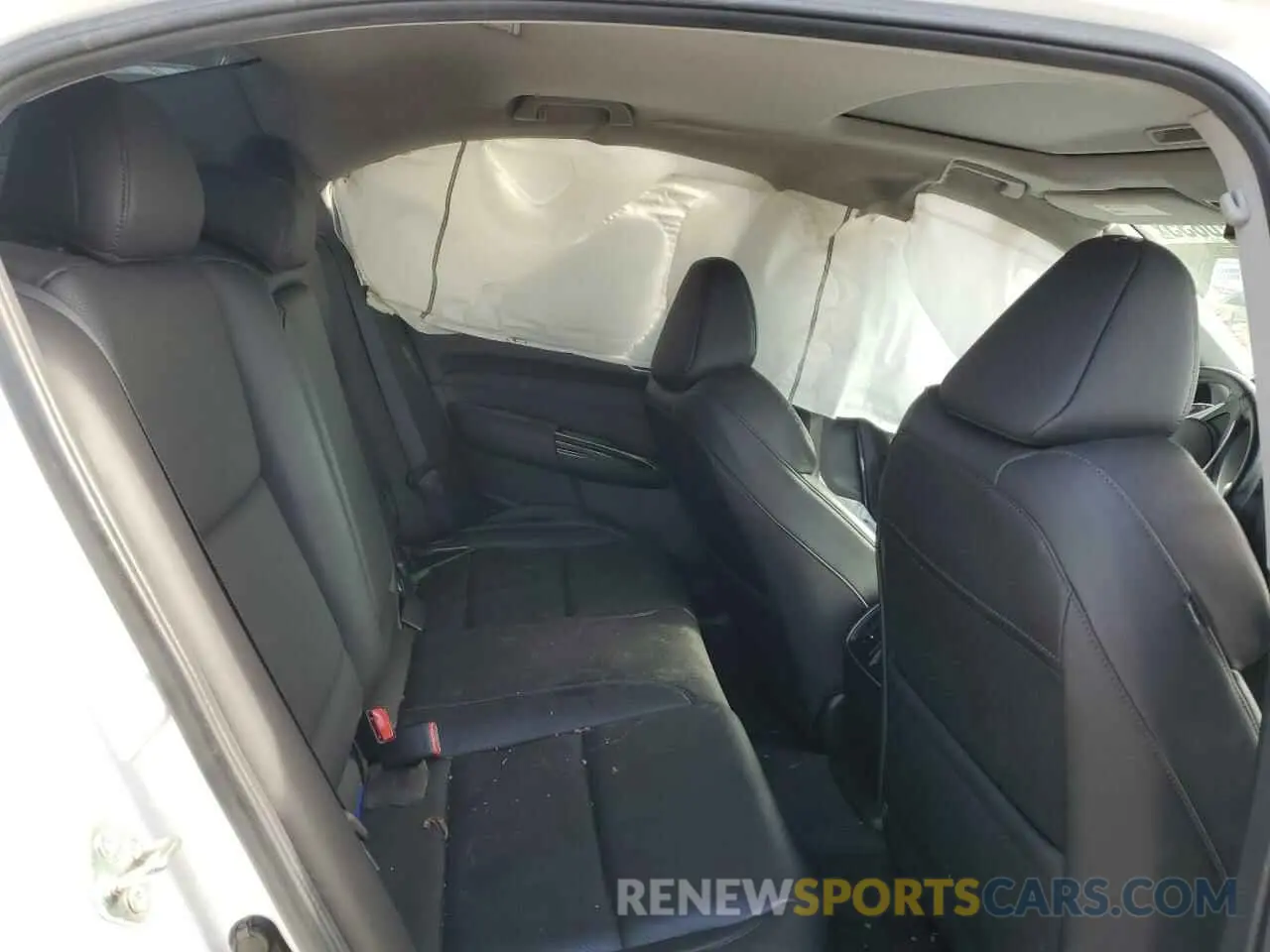 11 Photograph of a damaged car 19UUB1F50LA005865 ACURA TLX 2020