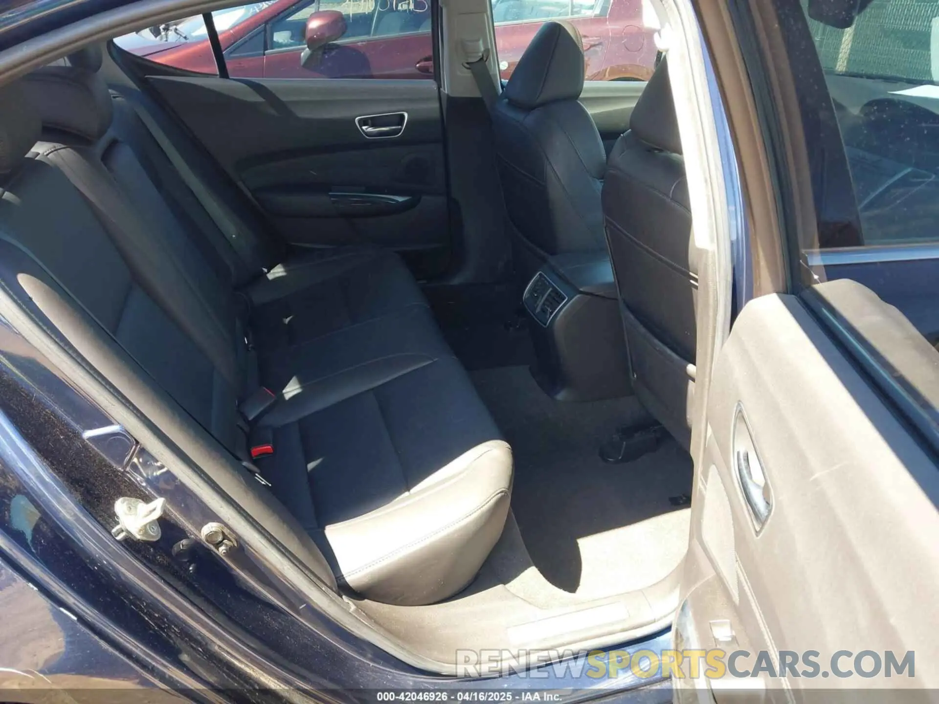 8 Photograph of a damaged car 19UUB1F51LA001890 ACURA TLX 2020