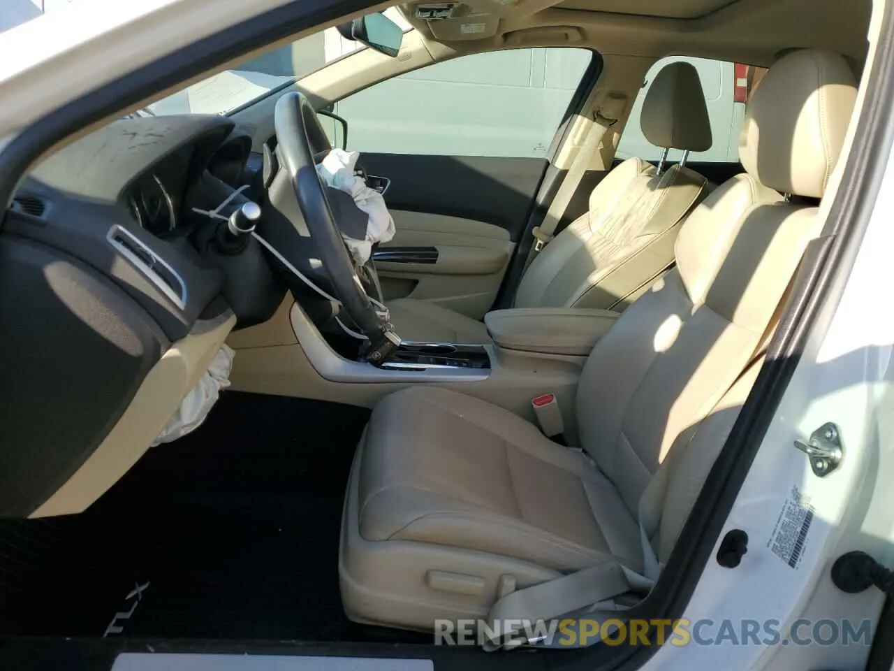 7 Photograph of a damaged car 19UUB1F54LA012642 ACURA TLX 2020