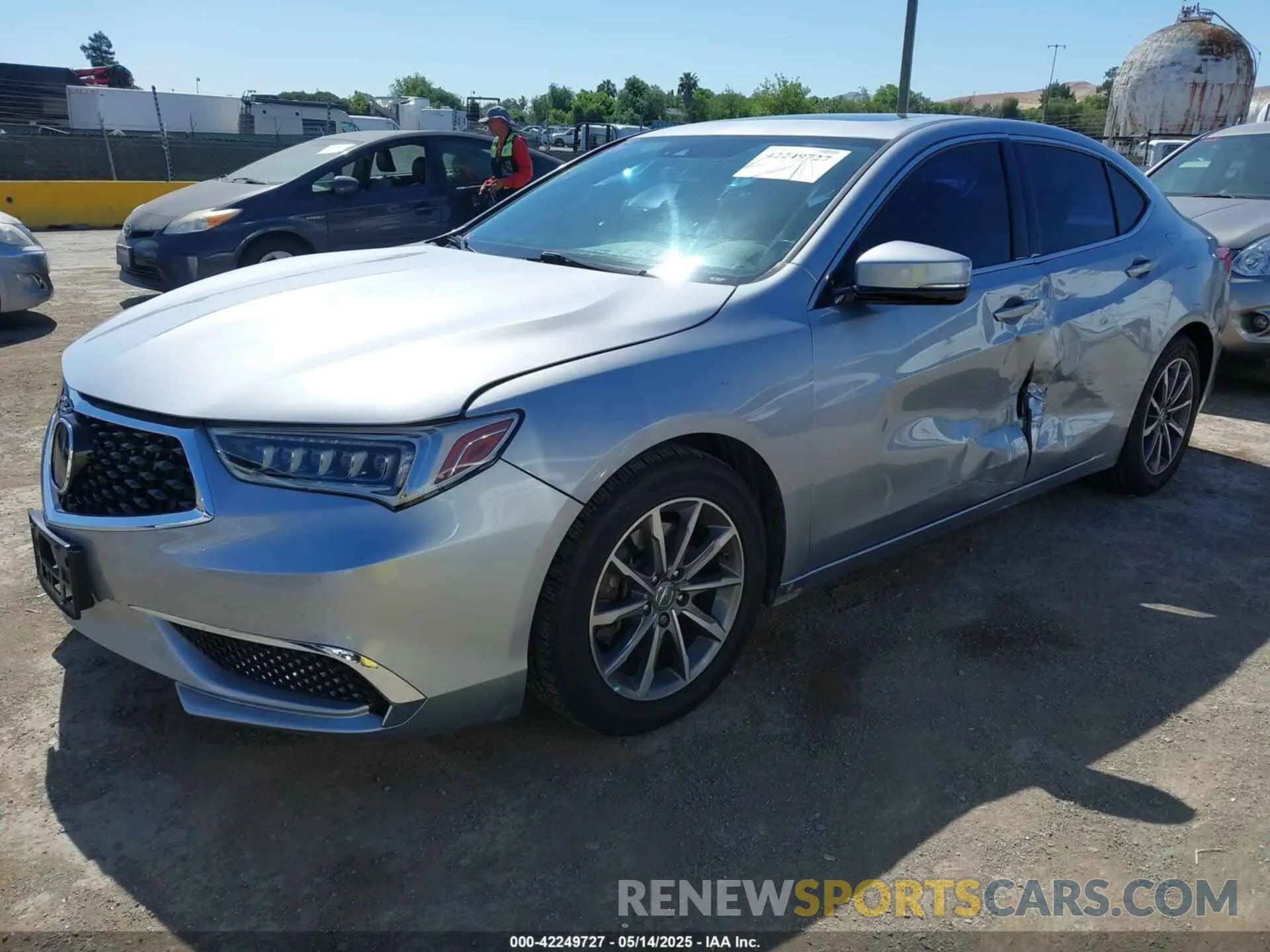 2 Photograph of a damaged car 19UUB1F55LA014853 ACURA TLX 2020