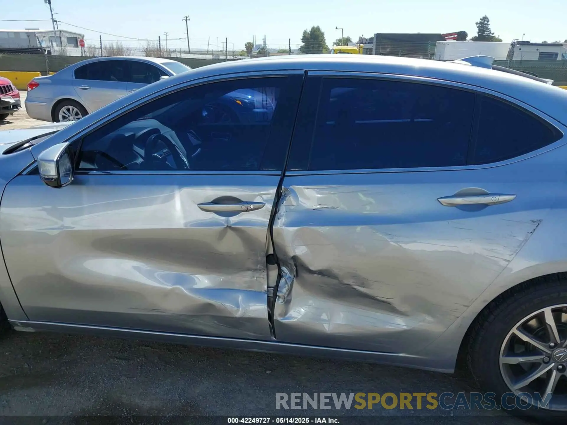 6 Photograph of a damaged car 19UUB1F55LA014853 ACURA TLX 2020