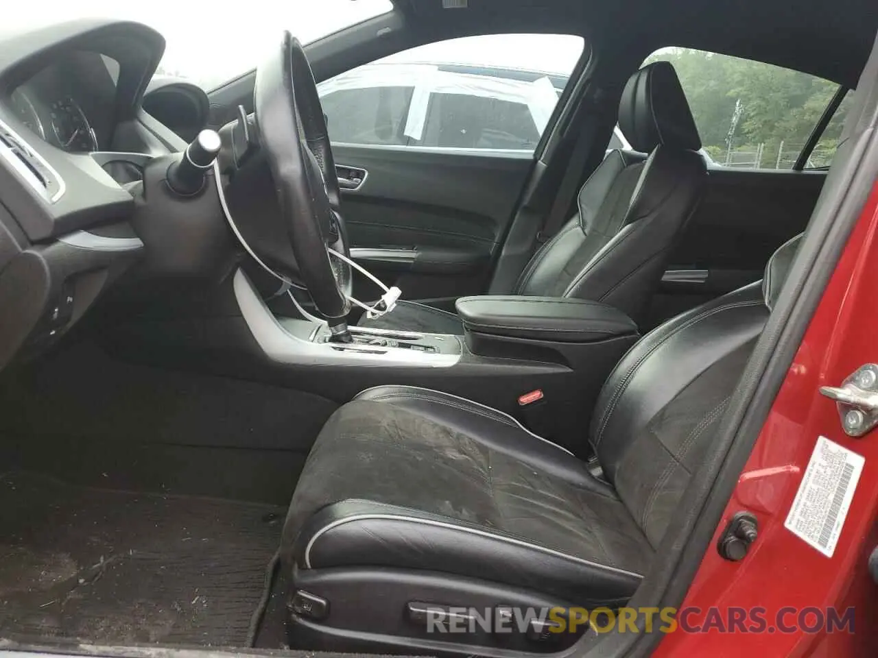 7 Photograph of a damaged car 19UUB1F60LA012131 ACURA TLX 2020