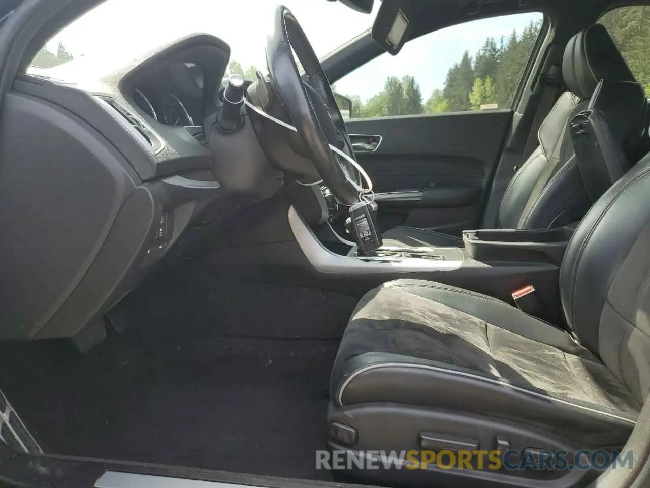 7 Photograph of a damaged car 19UUB1F60LA800505 ACURA TLX 2020