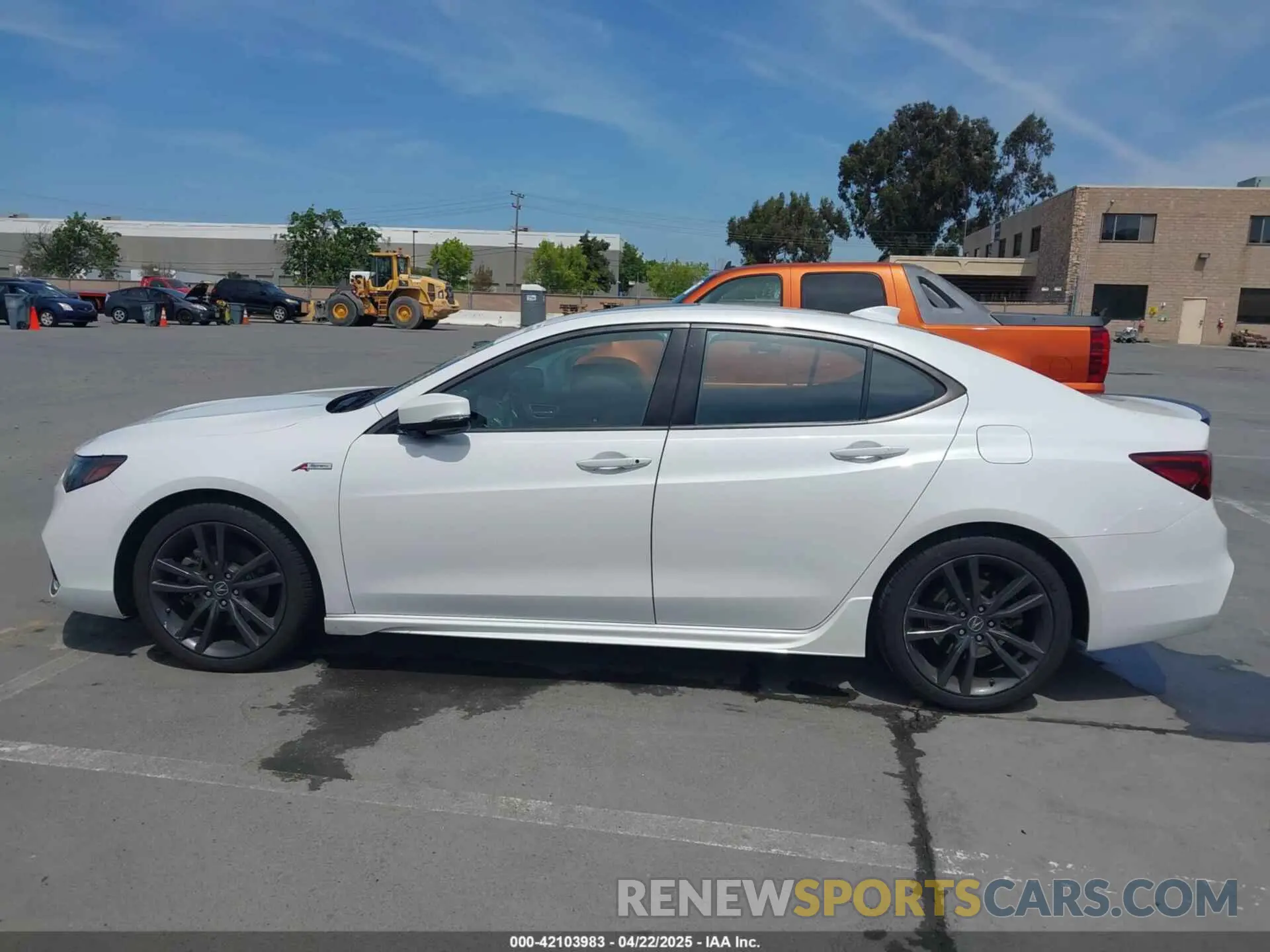 13 Фотография поврежденного автомобиля 19UUB1F62LA008629 ACURA TLX 2020