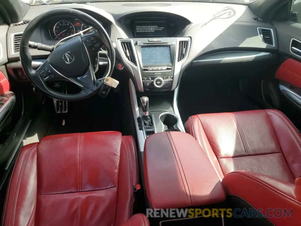 8 Фотография поврежденного автомобиля 19UUB1F68LA008392 ACURA TLX 2020