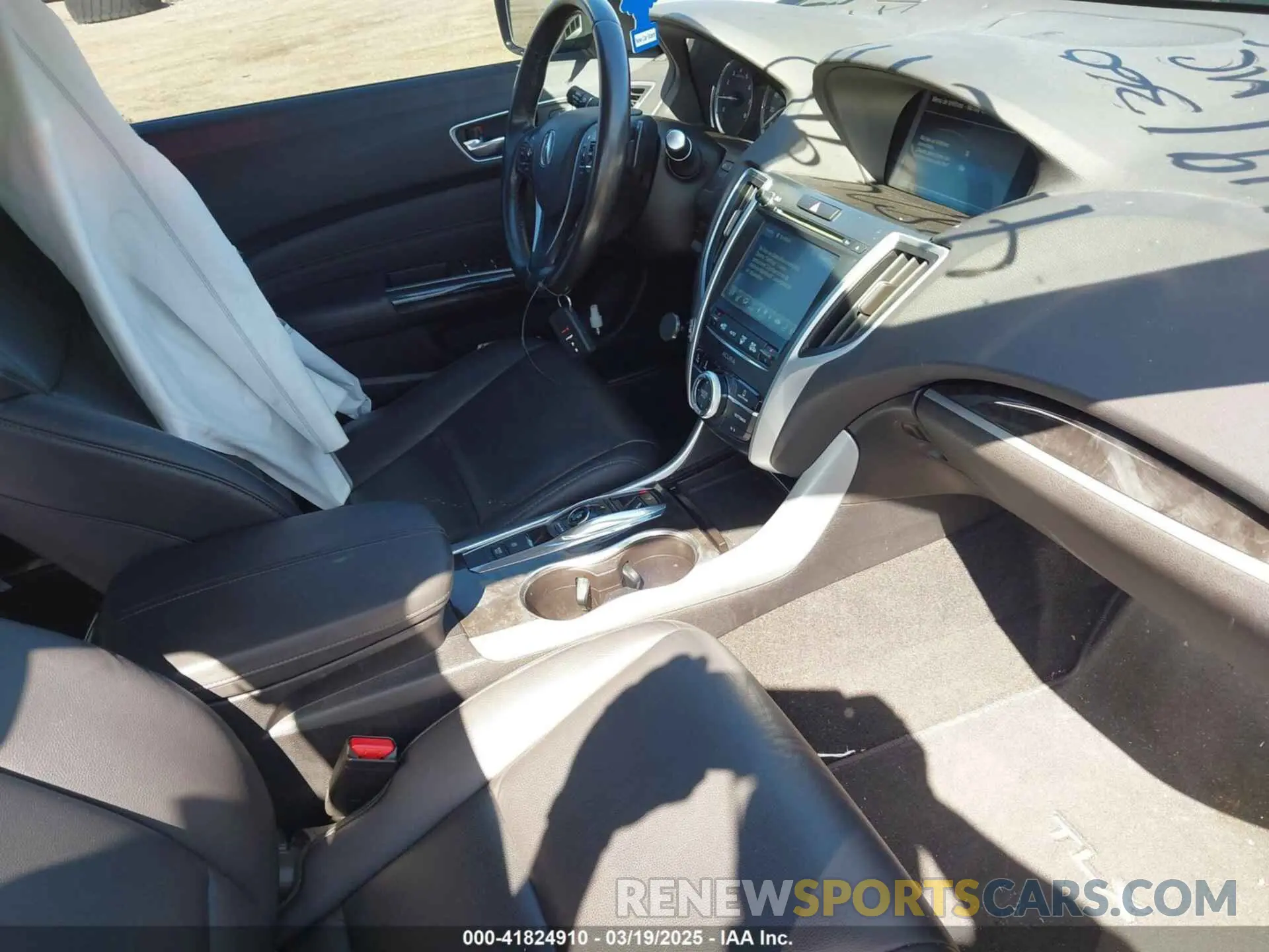 5 Photograph of a damaged car 19UUB2F31LA001540 ACURA TLX 2020