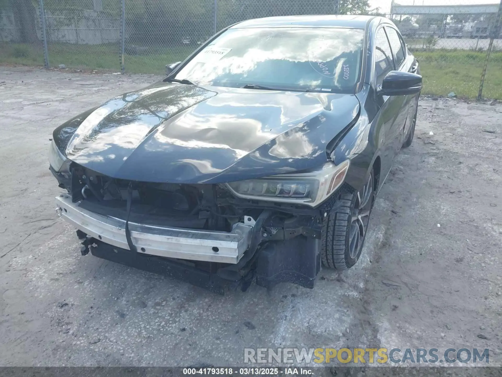 2 Фотография поврежденного автомобиля 19UUB2F36LA000738 ACURA TLX 2020