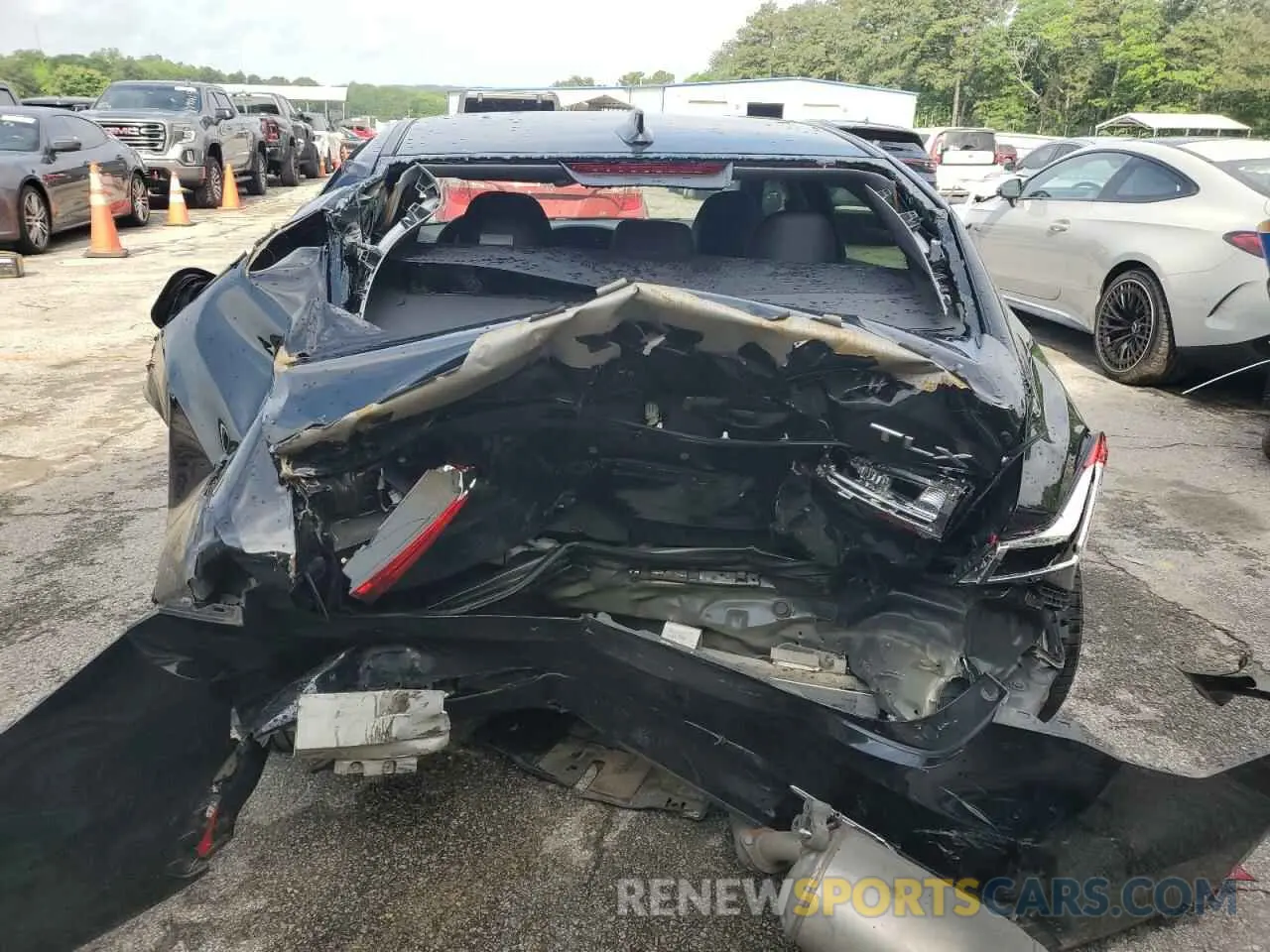 6 Photograph of a damaged car 19UUB2F36LA005633 ACURA TLX 2020