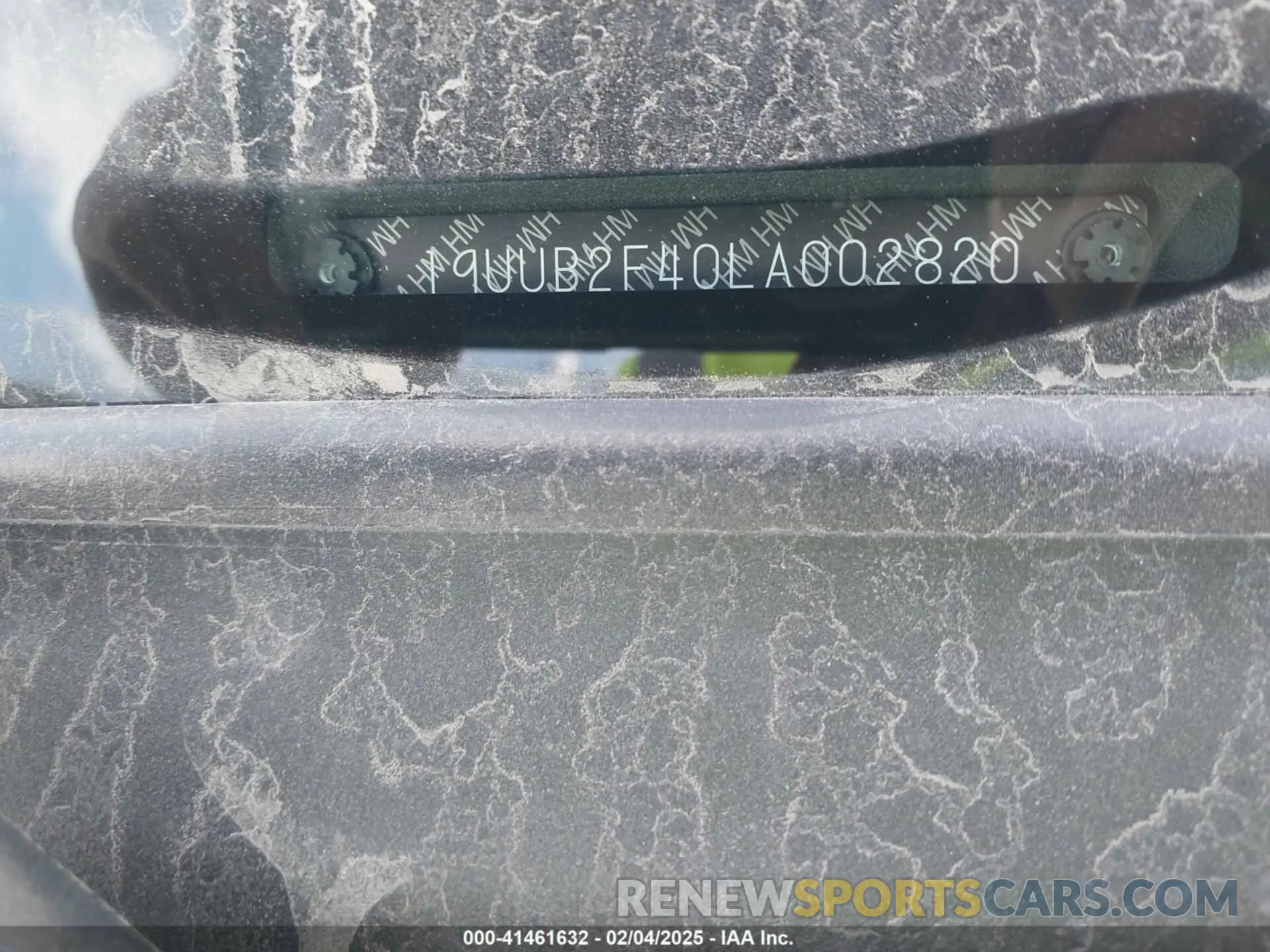 9 Photograph of a damaged car 19UUB2F40LA002820 ACURA TLX 2020