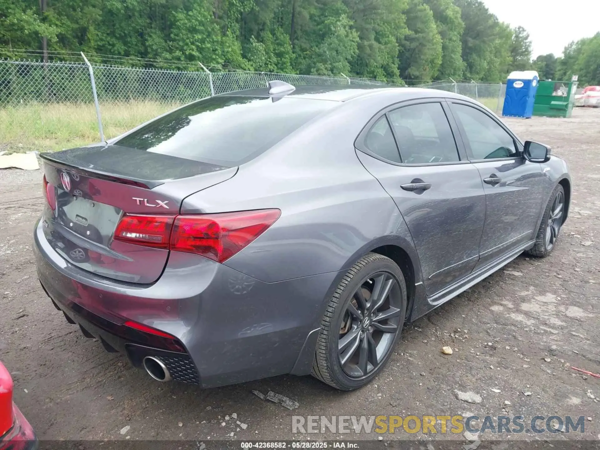 4 Фотография поврежденного автомобиля 19UUB2F64LA005351 ACURA TLX 2020