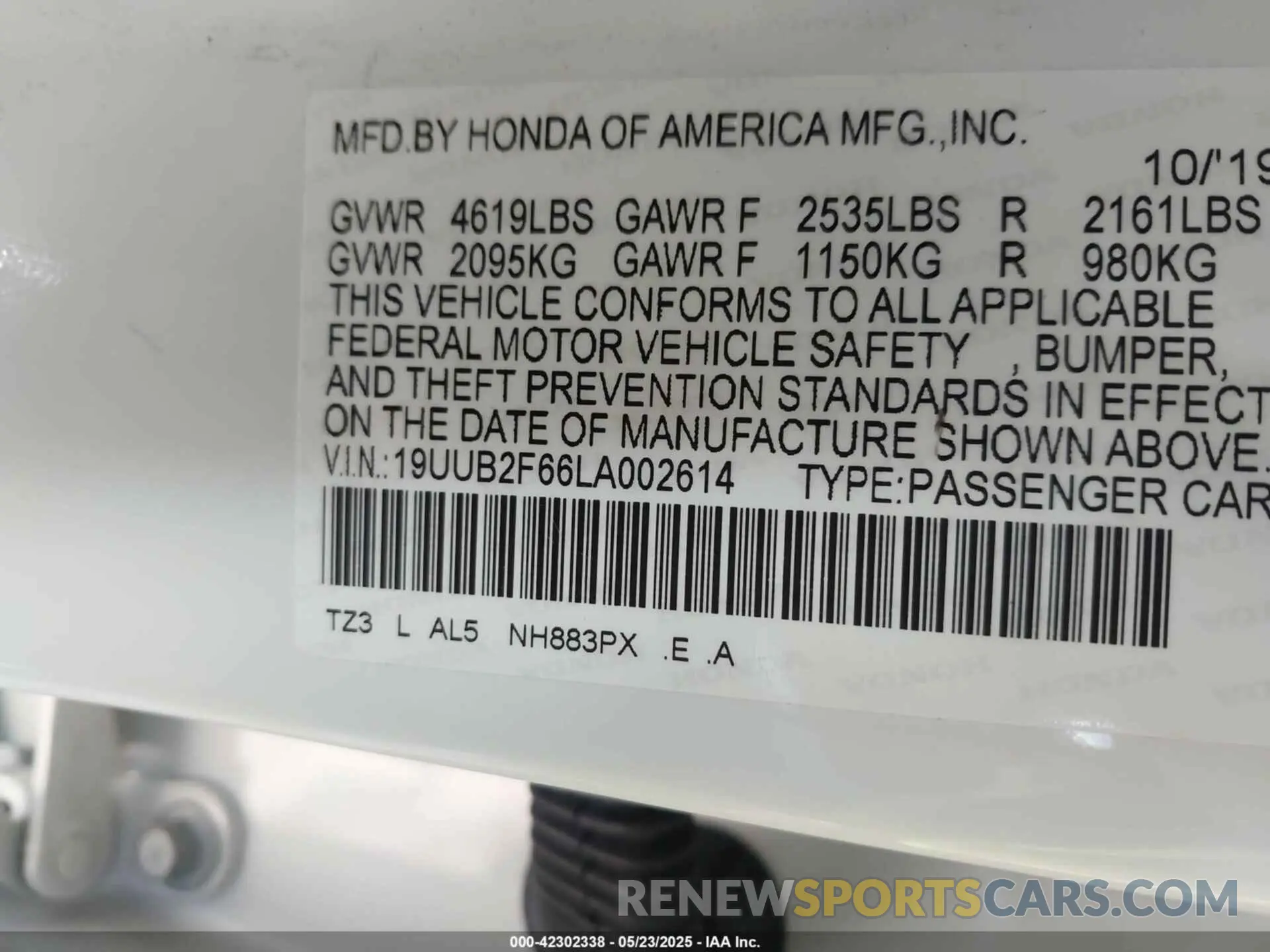 9 Фотография поврежденного автомобиля 19UUB2F66LA002614 ACURA TLX 2020