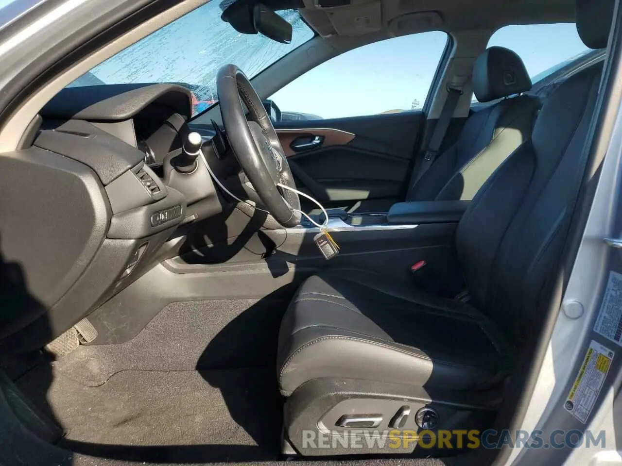 7 Фотография поврежденного автомобиля 19UUB5F31MA011939 ACURA TLX 2021
