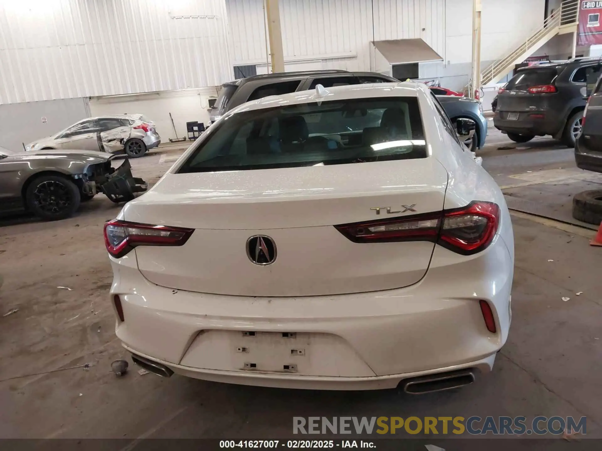 16 Фотография поврежденного автомобиля 19UUB5F33MA013207 ACURA TLX 2021