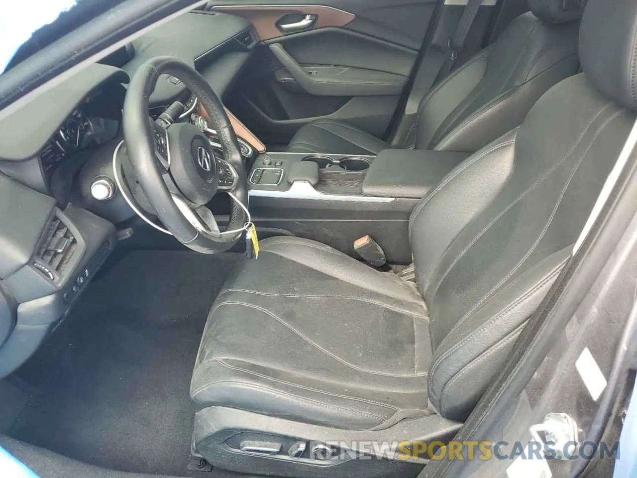 7 Photograph of a damaged car 19UUB5F39MA015107 ACURA TLX 2021