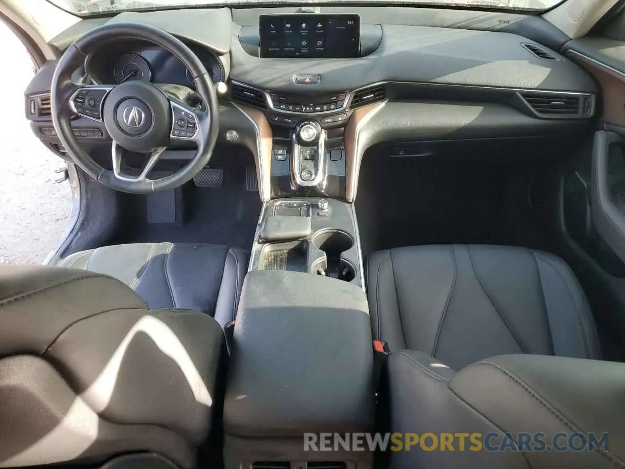 8 Photograph of a damaged car 19UUB5F39MA015107 ACURA TLX 2021