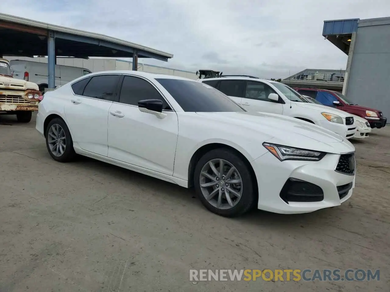4 Photograph of a damaged car 19UUB5F3XMA002401 ACURA TLX 2021