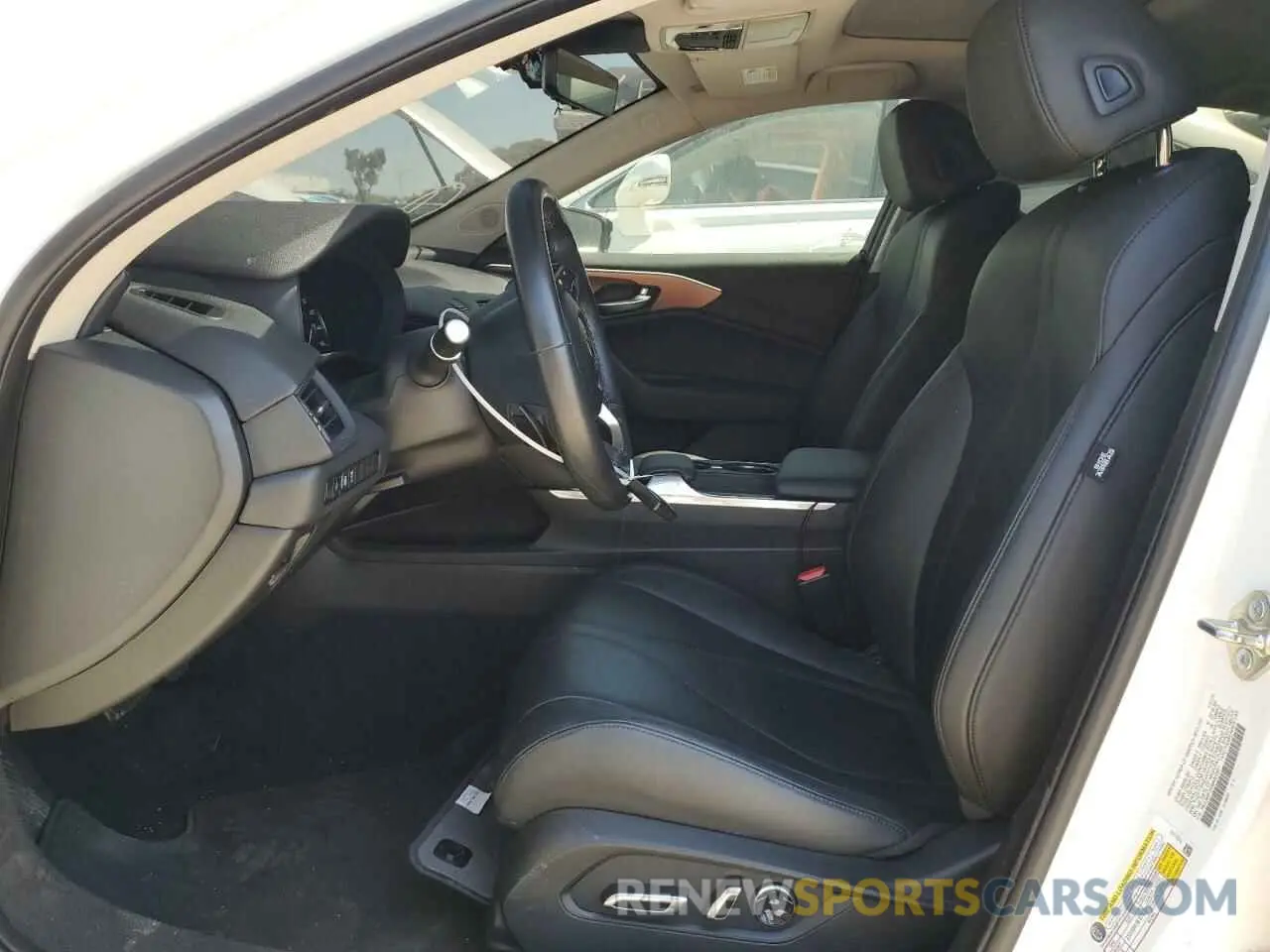 7 Photograph of a damaged car 19UUB5F3XMA002401 ACURA TLX 2021