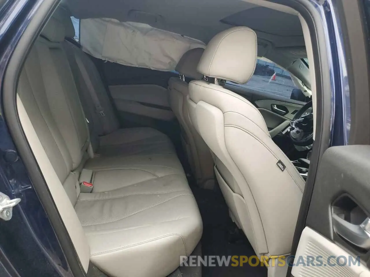 10 Photograph of a damaged car 19UUB5F41MA004868 ACURA TLX 2021