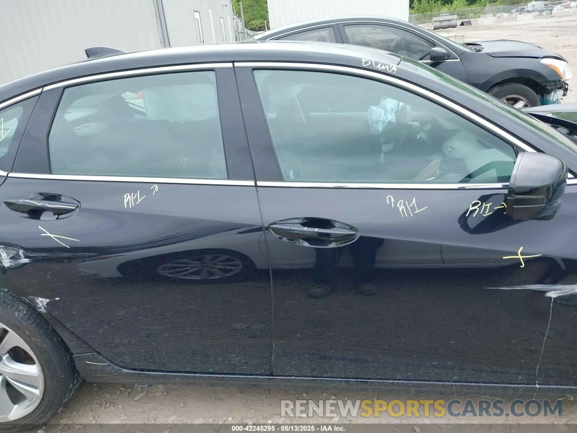 13 Photograph of a damaged car 19UUB5F42MA009559 ACURA TLX 2021