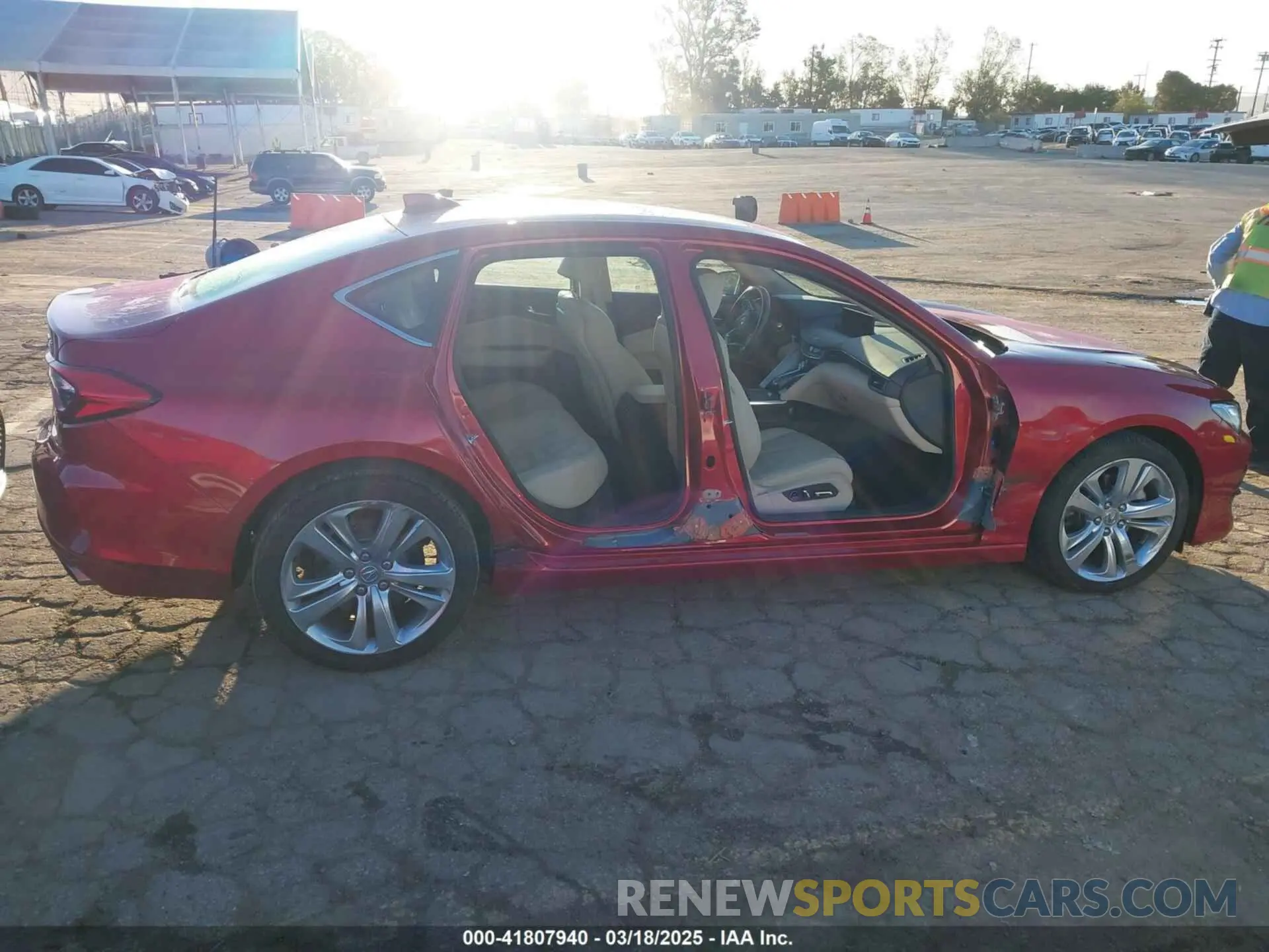 14 Фотография поврежденного автомобиля 19UUB5F45MA012066 ACURA TLX 2021