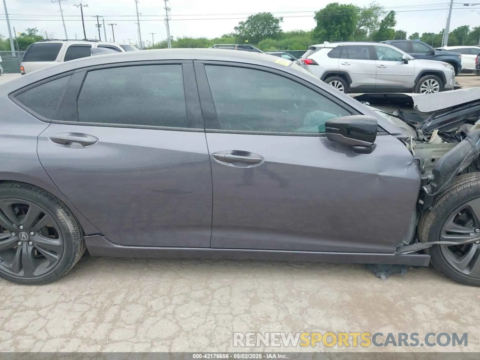 14 Photograph of a damaged car 19UUB5F53MA001253 ACURA TLX 2021