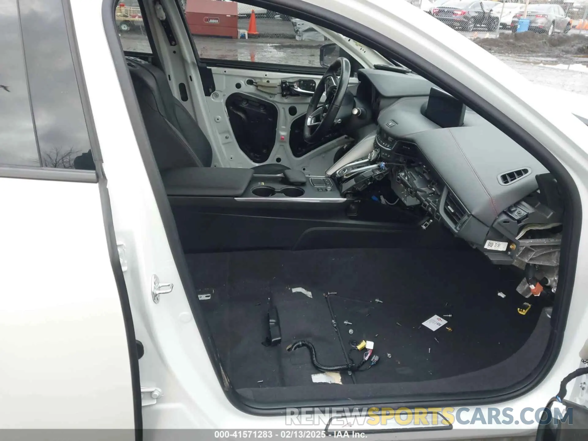 5 Photograph of a damaged car 19UUB5F53MA012897 ACURA TLX 2021