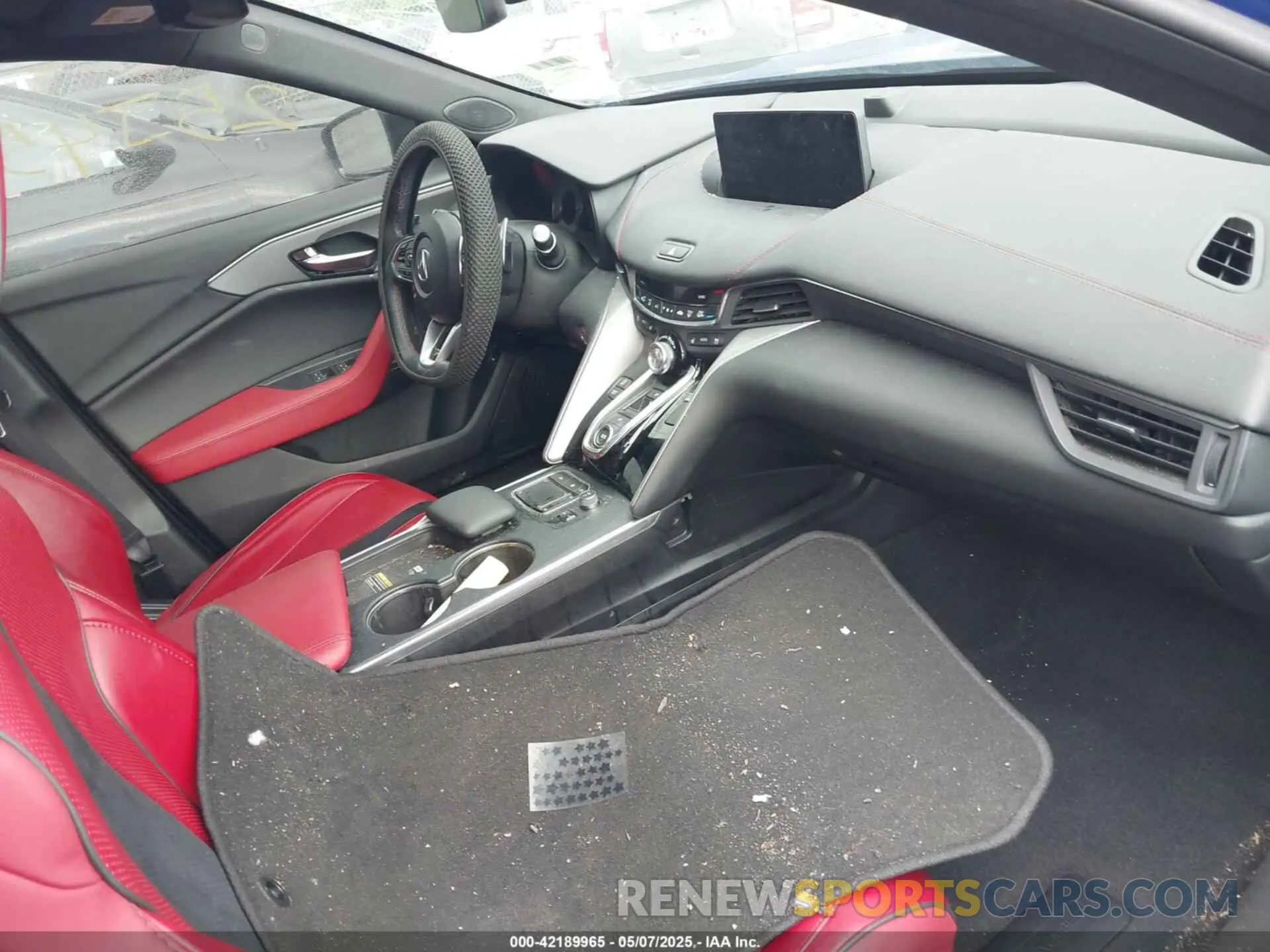 5 Photograph of a damaged car 19UUB5F56MA012974 ACURA TLX 2021