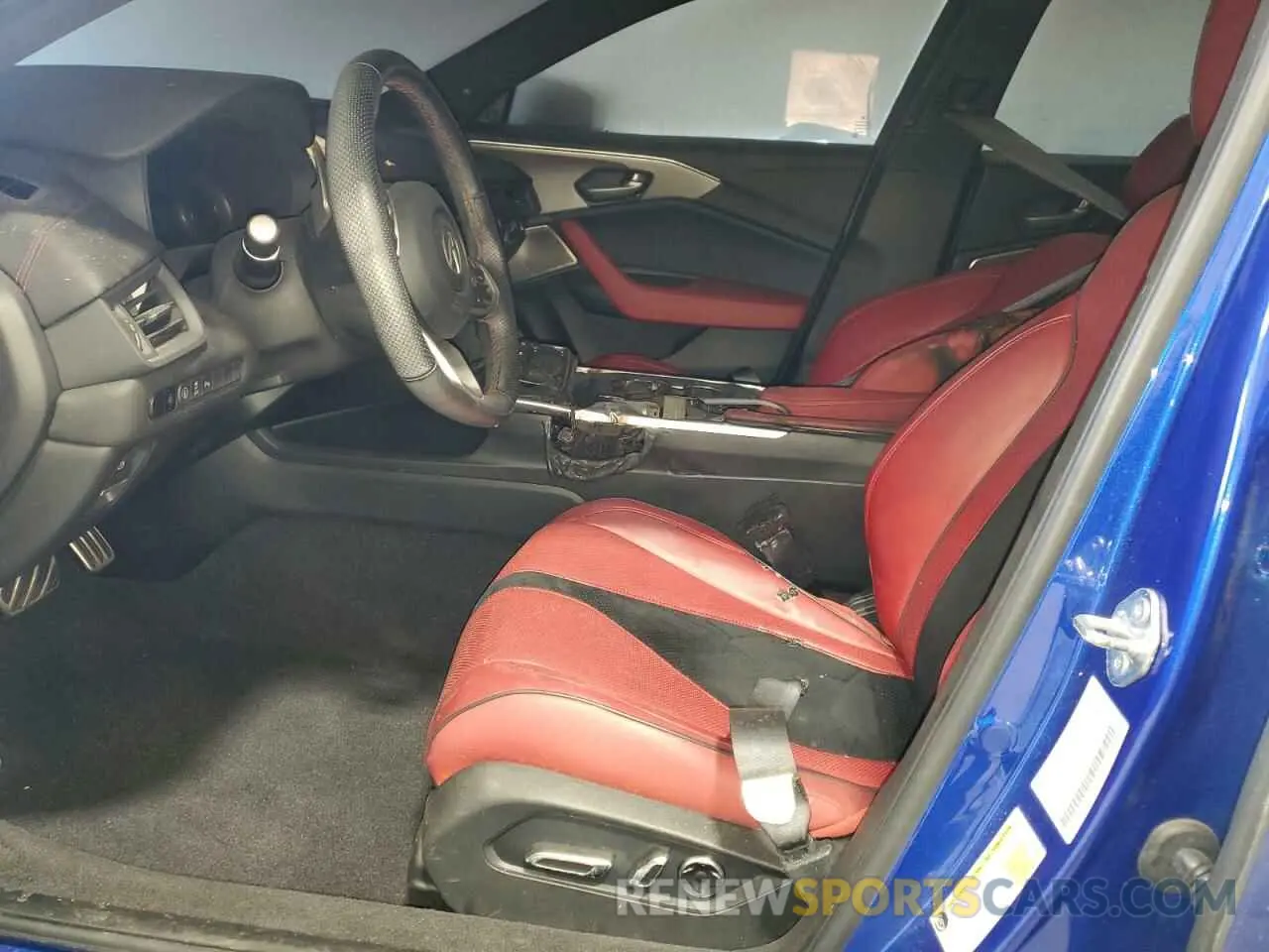7 Photograph of a damaged car 19UUB5F58MA003421 ACURA TLX 2021